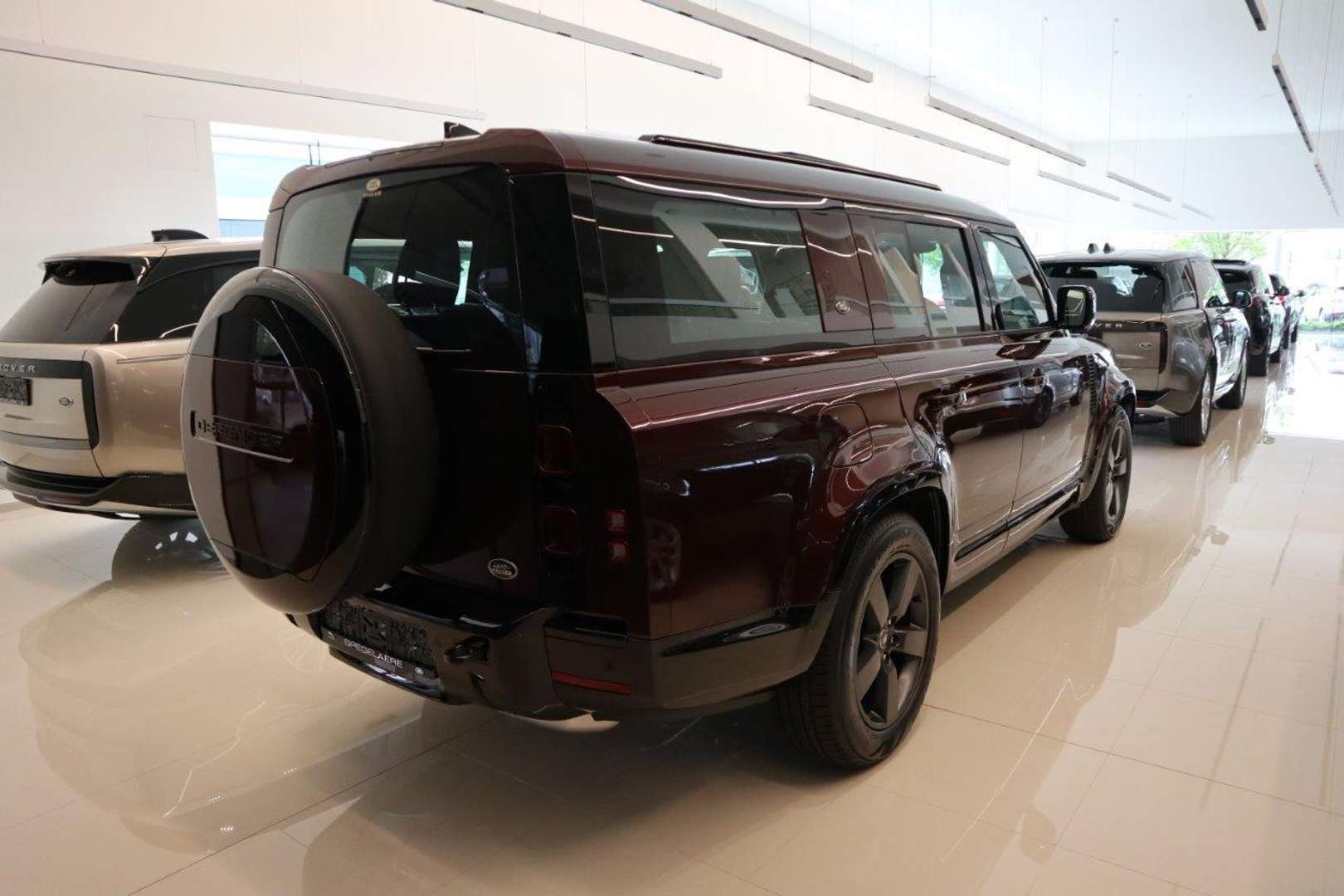 Land Rover Defender 130 X-Dynamic SE D300 - 2025 - Joinsteer - #2