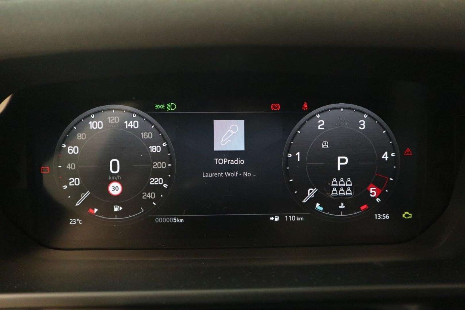 Land Rover Defender 130 X-Dynamic SE D300 - 2025 - Joinsteer - #13