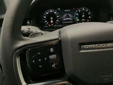 Land Rover Discovery Sport Dynamic SE P270e — photo 21