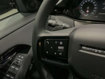 Land Rover Range Rover Evoque D200 S — photo 18
