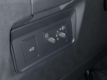 Land Rover Range Rover Evoque D200 S — photo 23