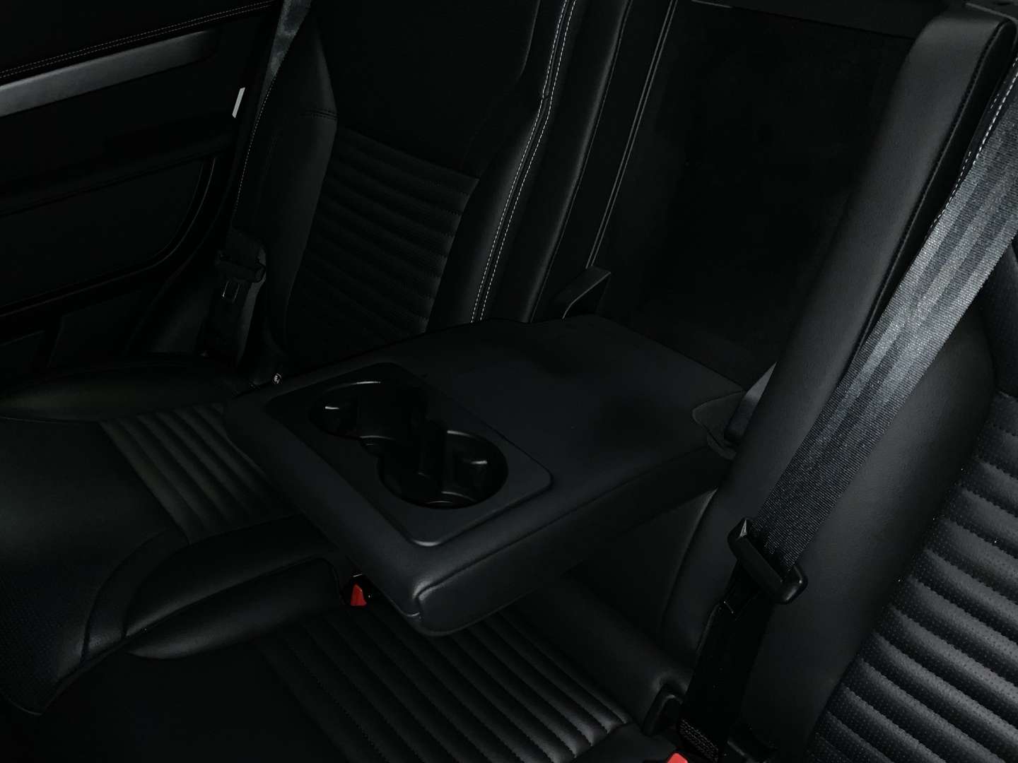 Land Rover Discovery D350 Dynamic SE | SD | Winter-Paket - 2024 - Joinsteer - #27