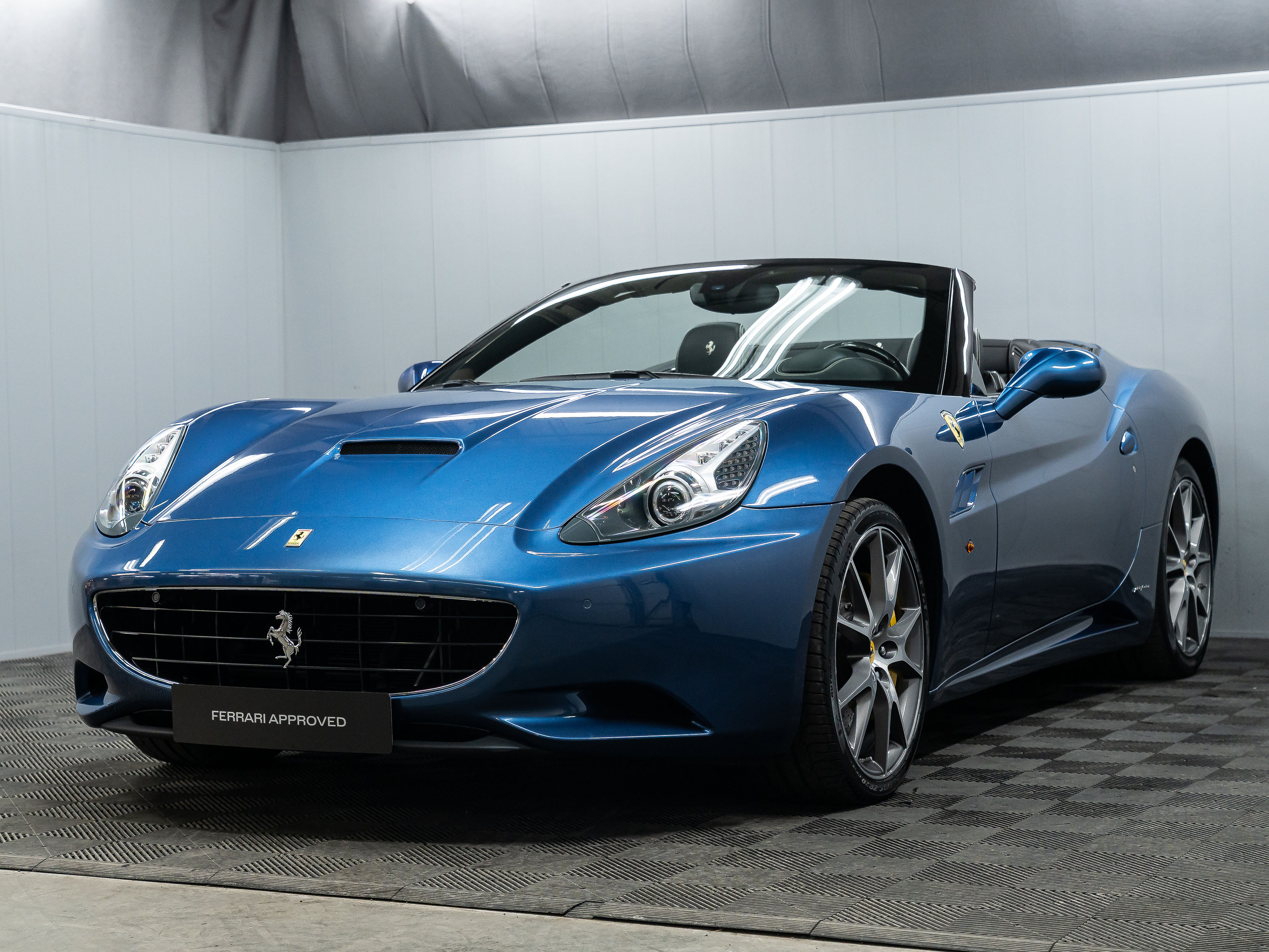 Ferrari California - 2012 - Joinsteer - #1