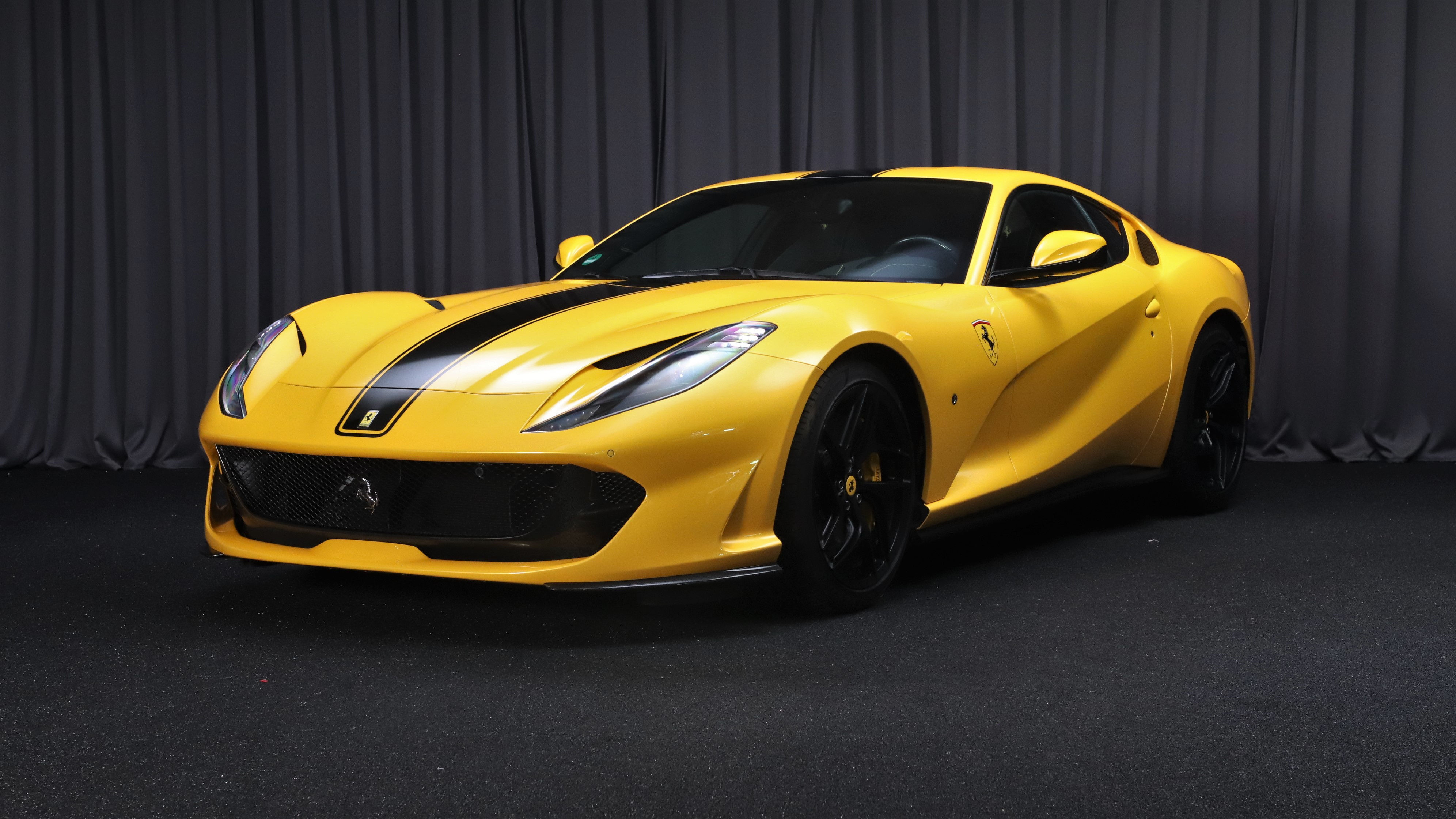 Ferrari 812 Superfast - 2019 - Joinsteer