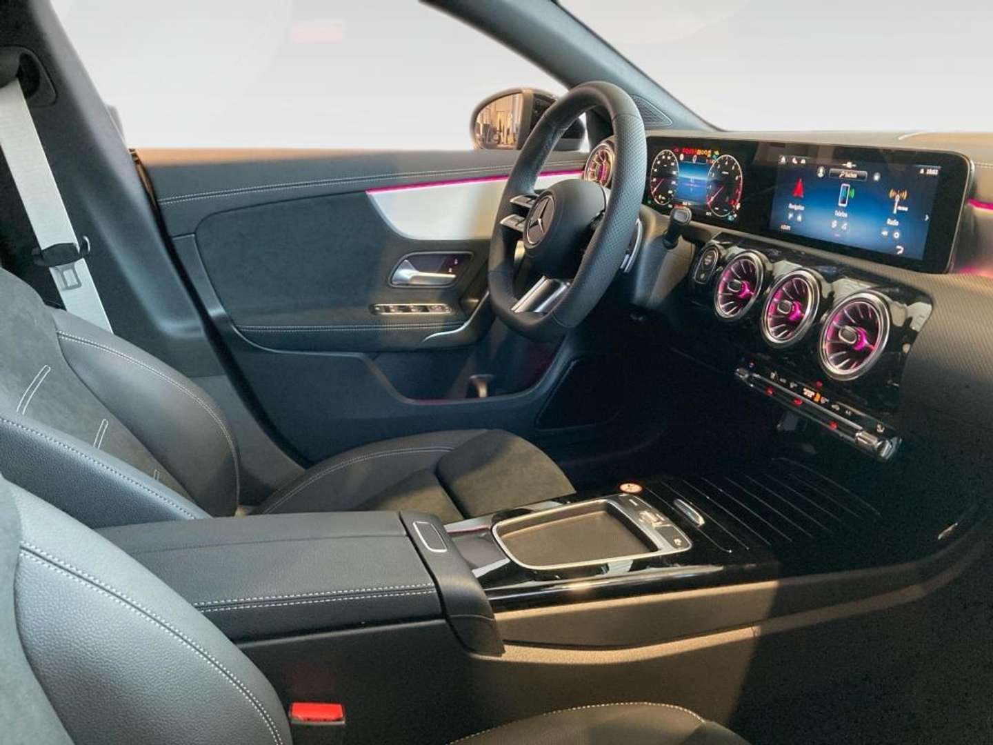 Mercedes CLA 180 AMG Line - 2026 - Joinsteer - #9