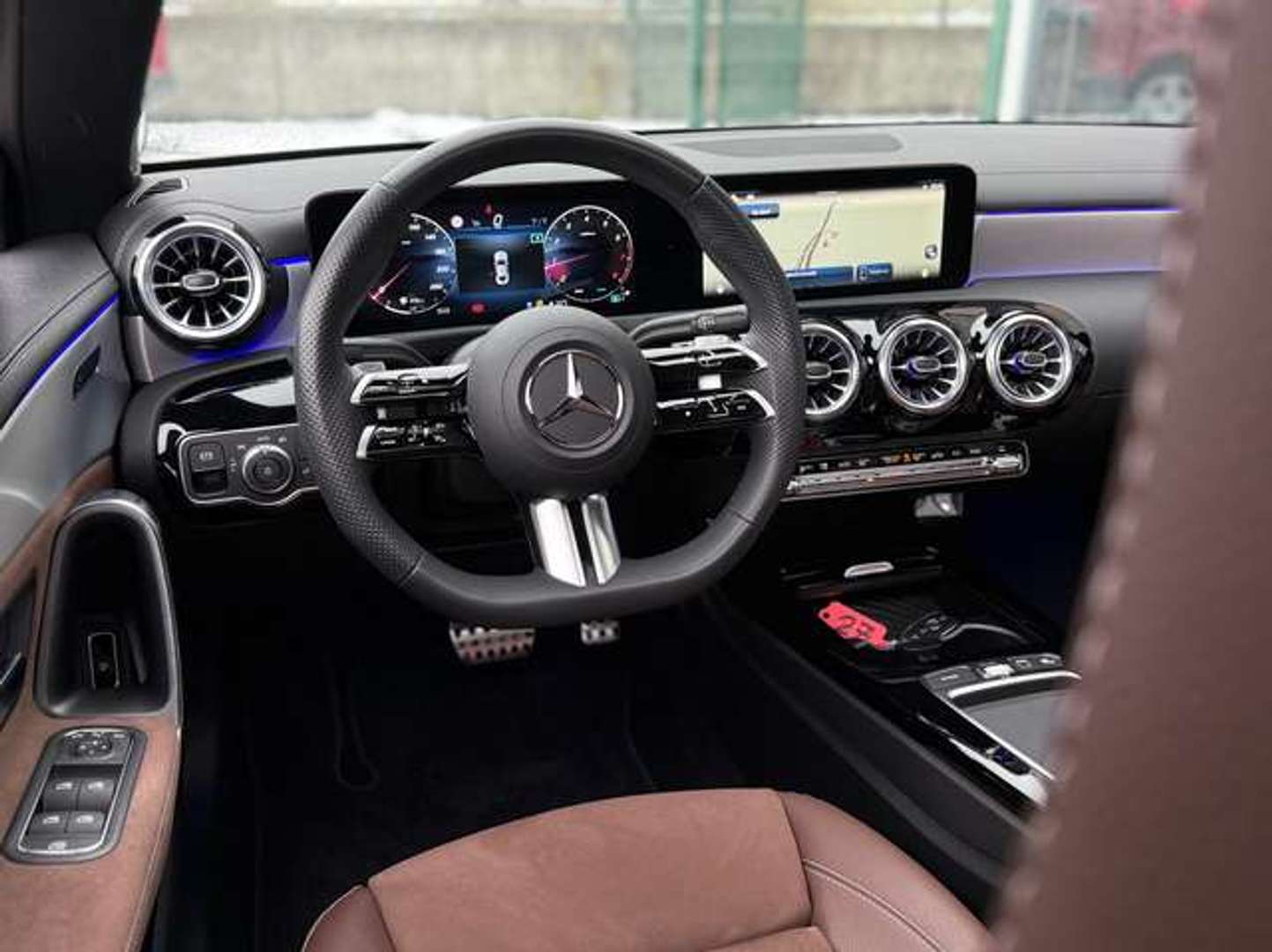 Mercedes CLA 180 AMG Line - 2025 - Joinsteer - #14