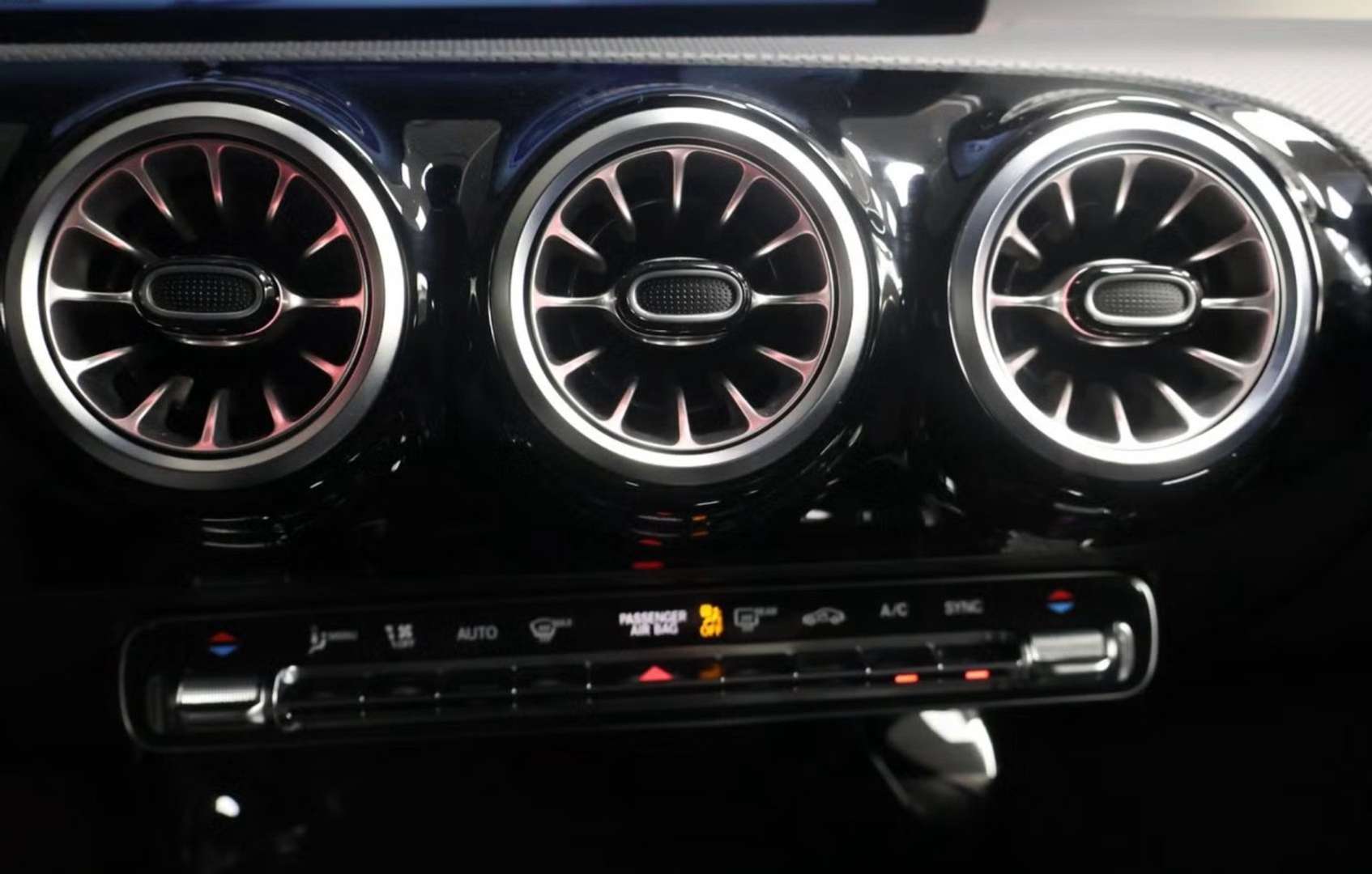 Mercedes CLA 200 AMG Line - 2024 - Joinsteer - #16