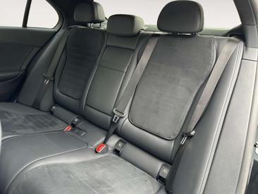 Mercedes Classe C 200 AMG Line — photo 35