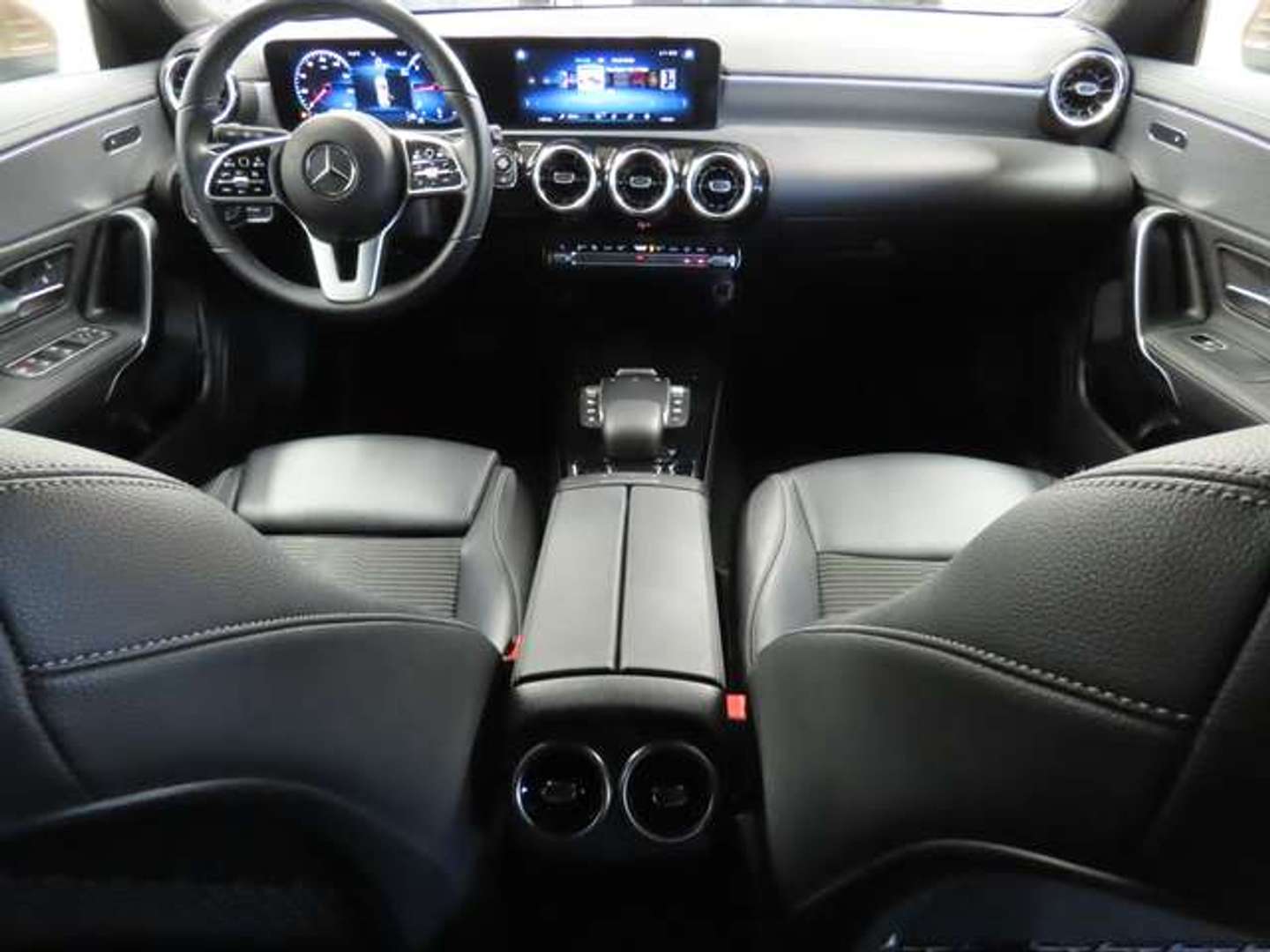 Mercedes CLA Shooting Break 180 Luxury - 2021 - Joinsteer - #7