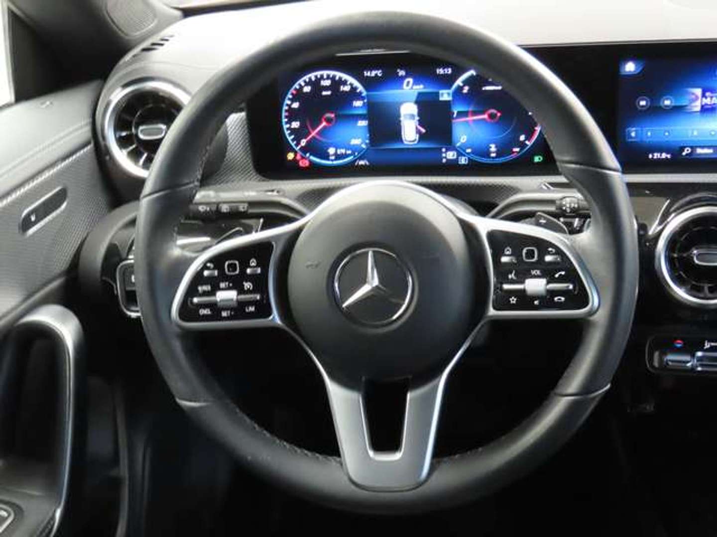 Mercedes CLA Shooting Break 180 Luxury - 2021 - Joinsteer - #9