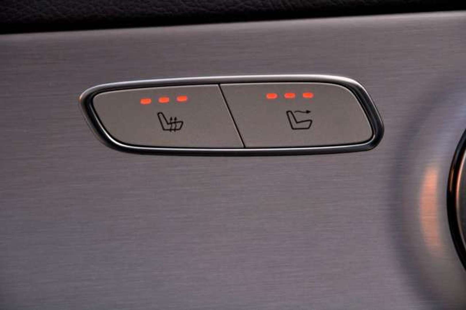 Mercedes Classe C 180 Cabrio 180 AMG Line - 2020 - Joinsteer - #19