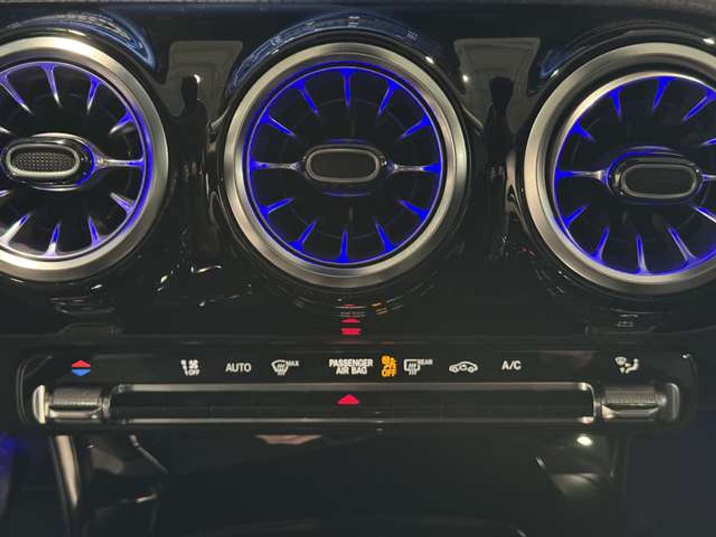 Mercedes CLA Shooting Break 180 Progressive - 2024 - Joinsteer - #11