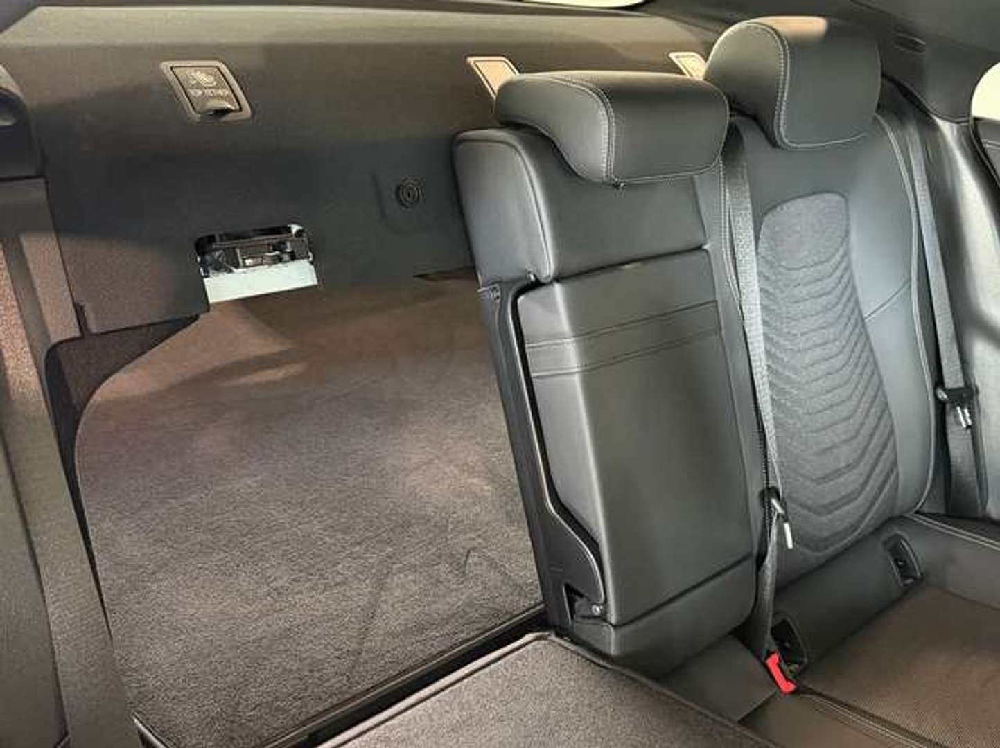 Mercedes CLA 180 Night Edition - 2024 - Joinsteer - #28