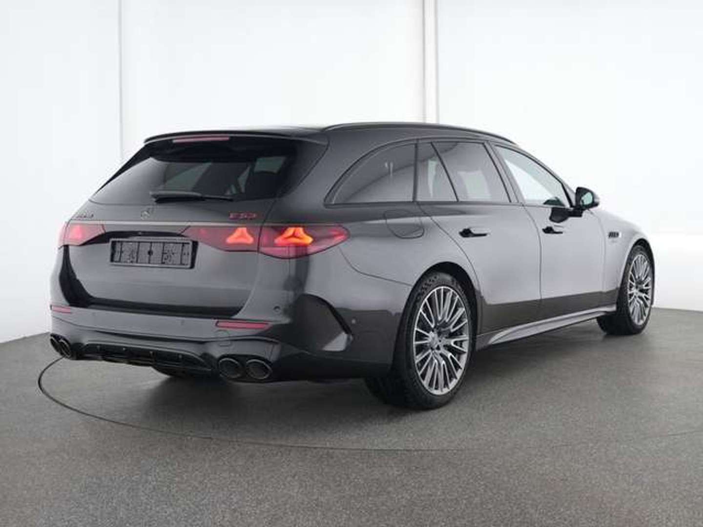 Mercedes Classe E 53 AMG 53 Night Edition - 2025 - Joinsteer - #2