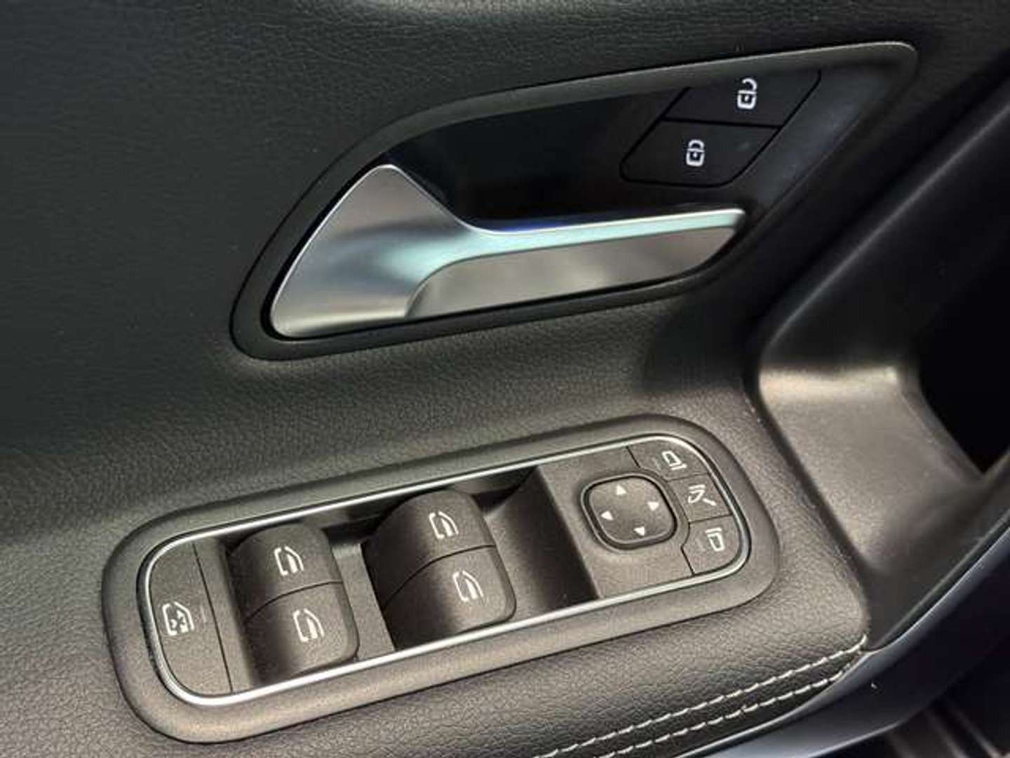 Mercedes CLA Shooting Break 180 Progressive - 2024 - Joinsteer - #21