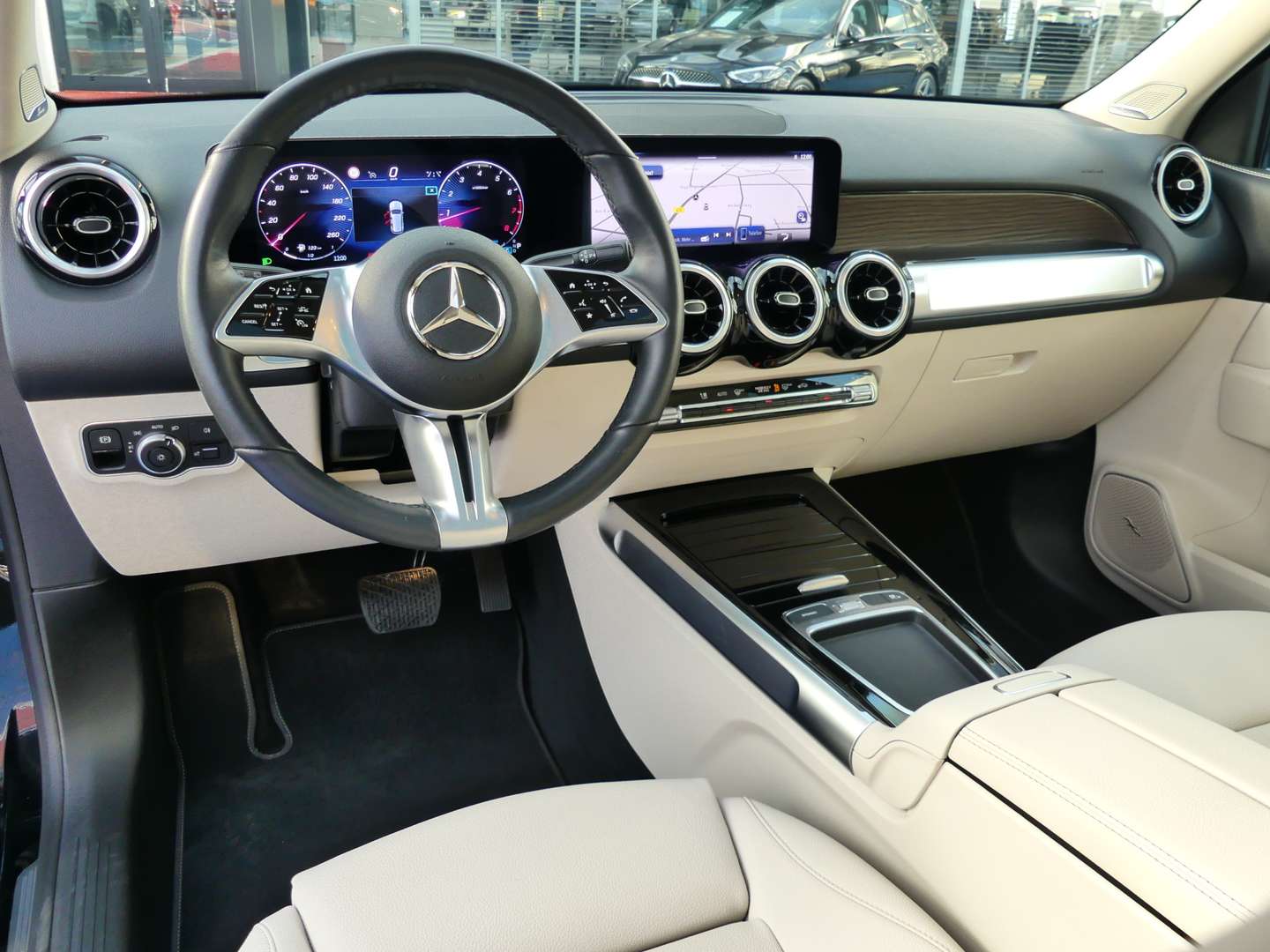 Mercedes GLB 180 Progressive - 2025 - Joinsteer - #5