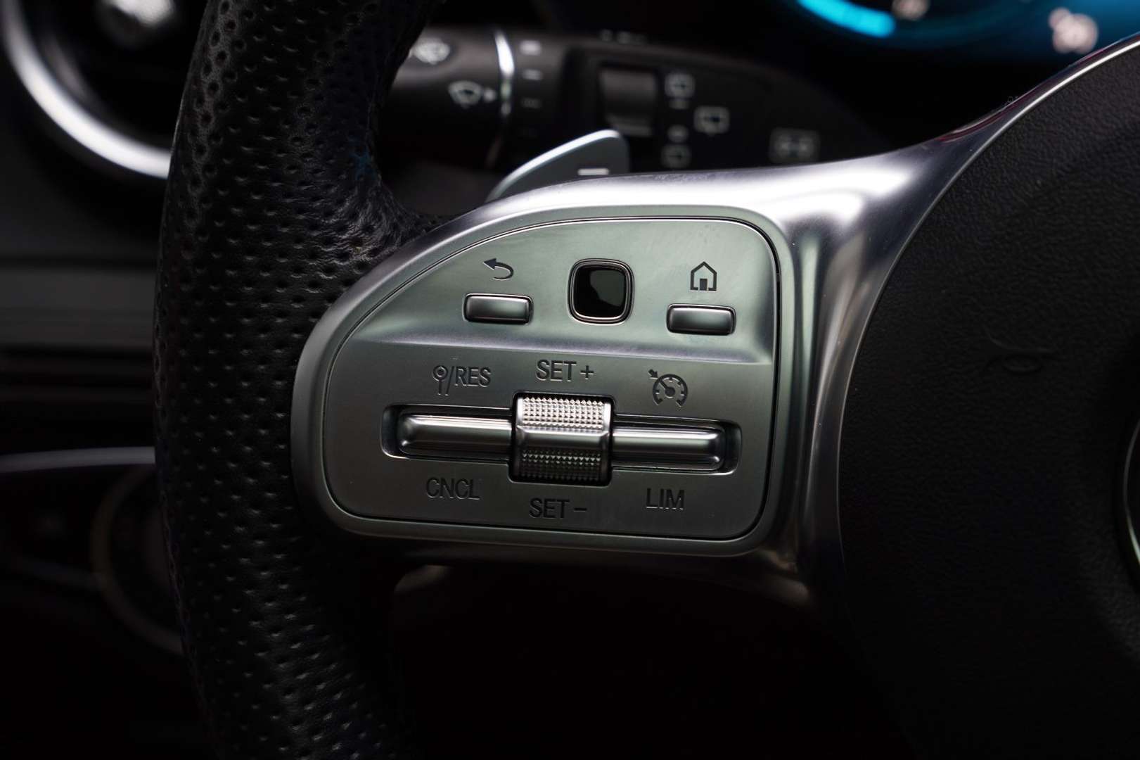 Mercedes GLC 300 Night Edition - 2019 - Joinsteer - #24