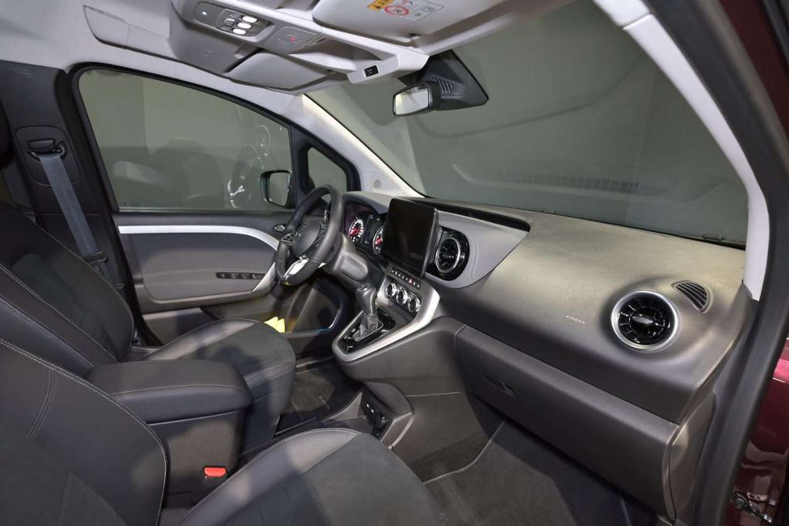 Mercedes Classe T 180 PROGRESSIVE - 2024 - Joinsteer - #15