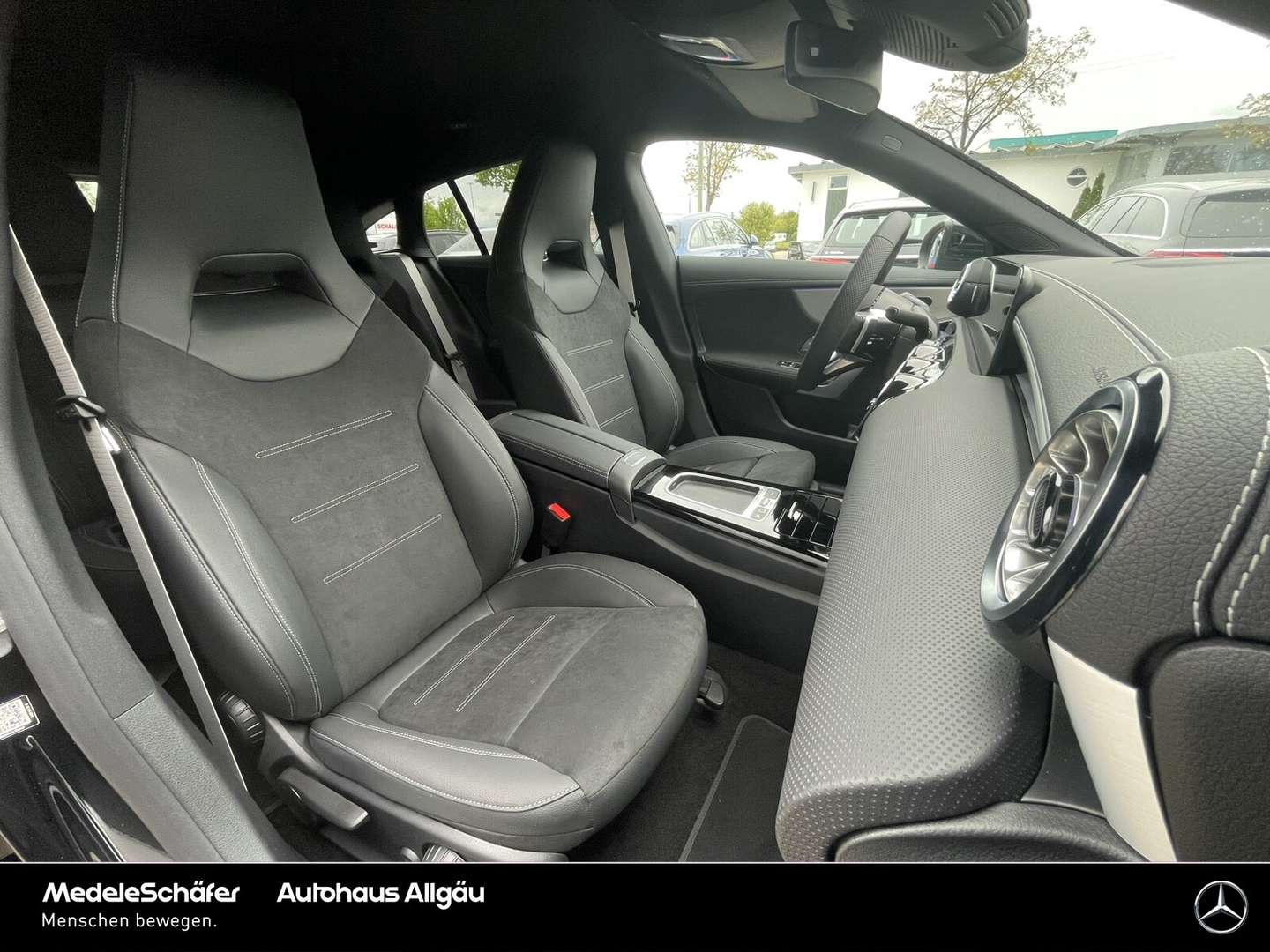 Mercedes CLA Shooting Break 200 Night Edition - 2025 - Joinsteer - #12