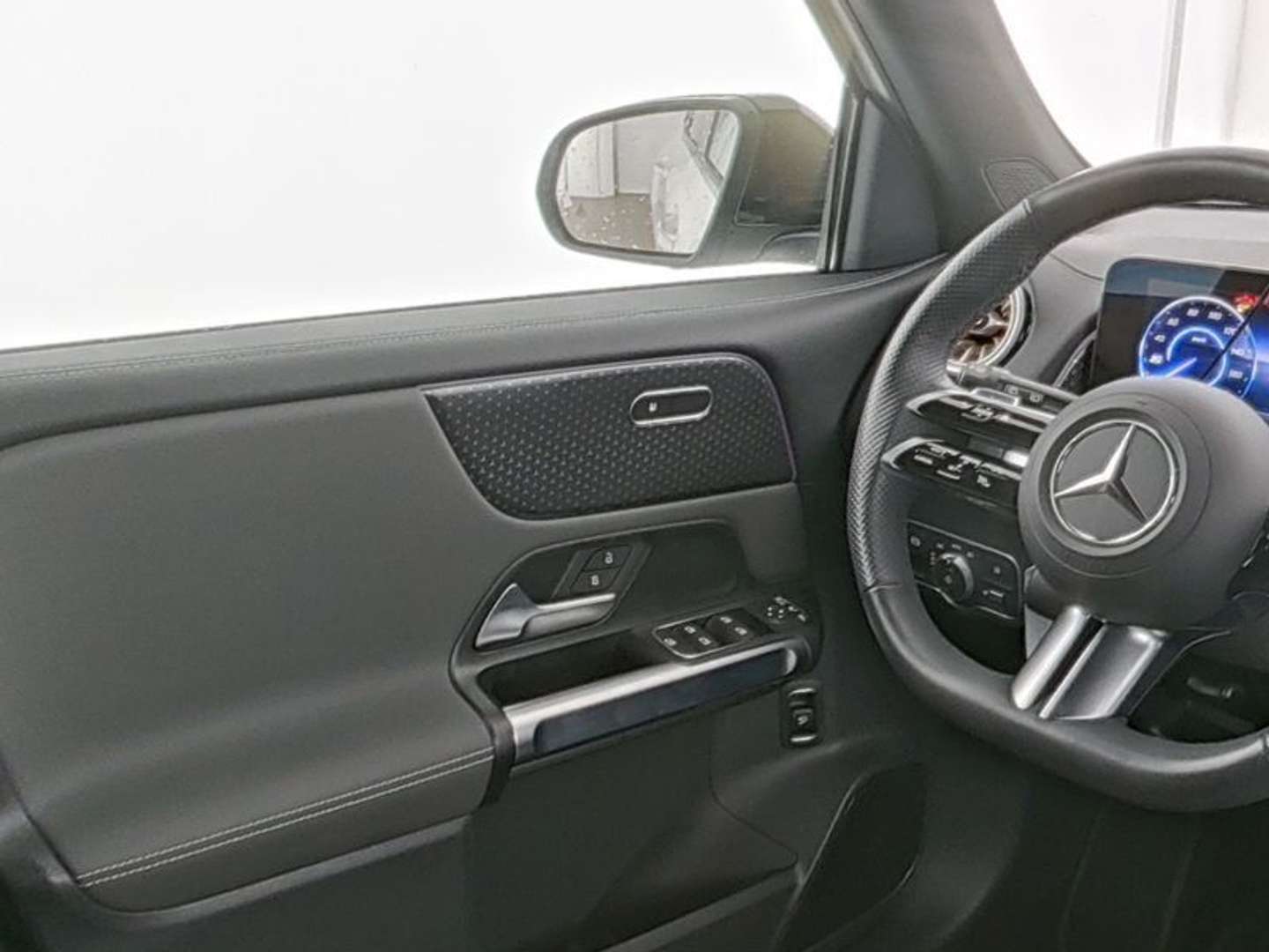 Mercedes EQB 350 Night Edition - 2024 - Joinsteer - #4