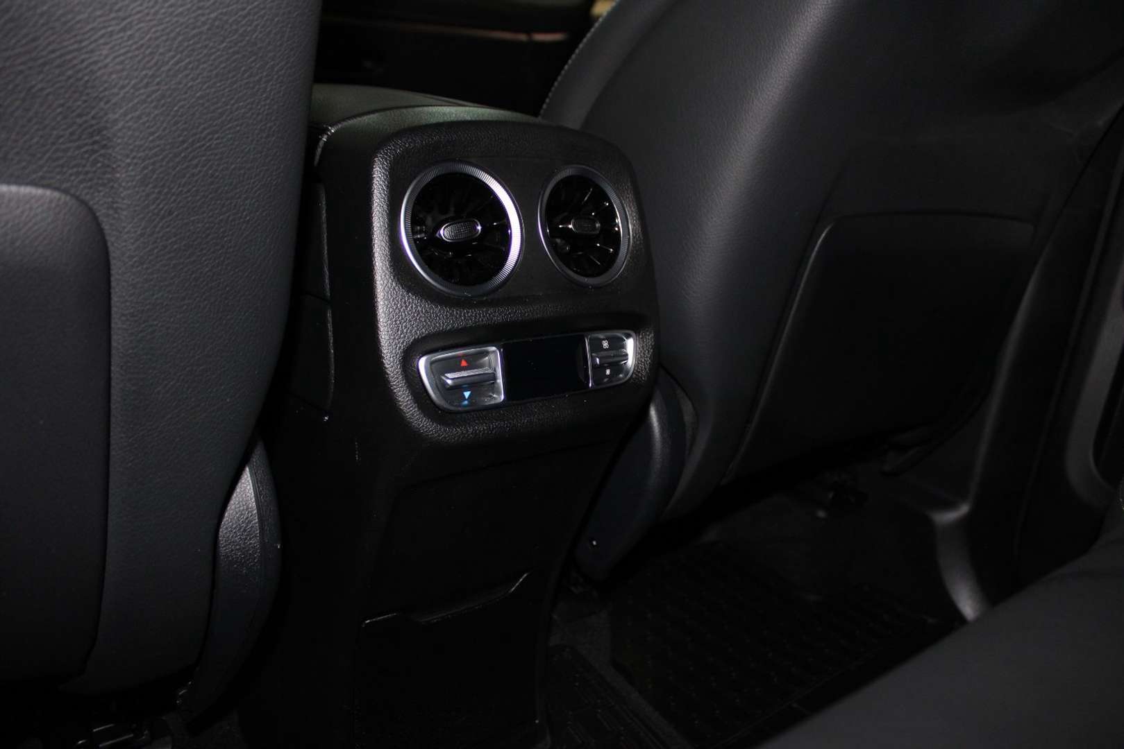 Mercedes GLS 400 AMG Line - 2024 - Joinsteer - #32