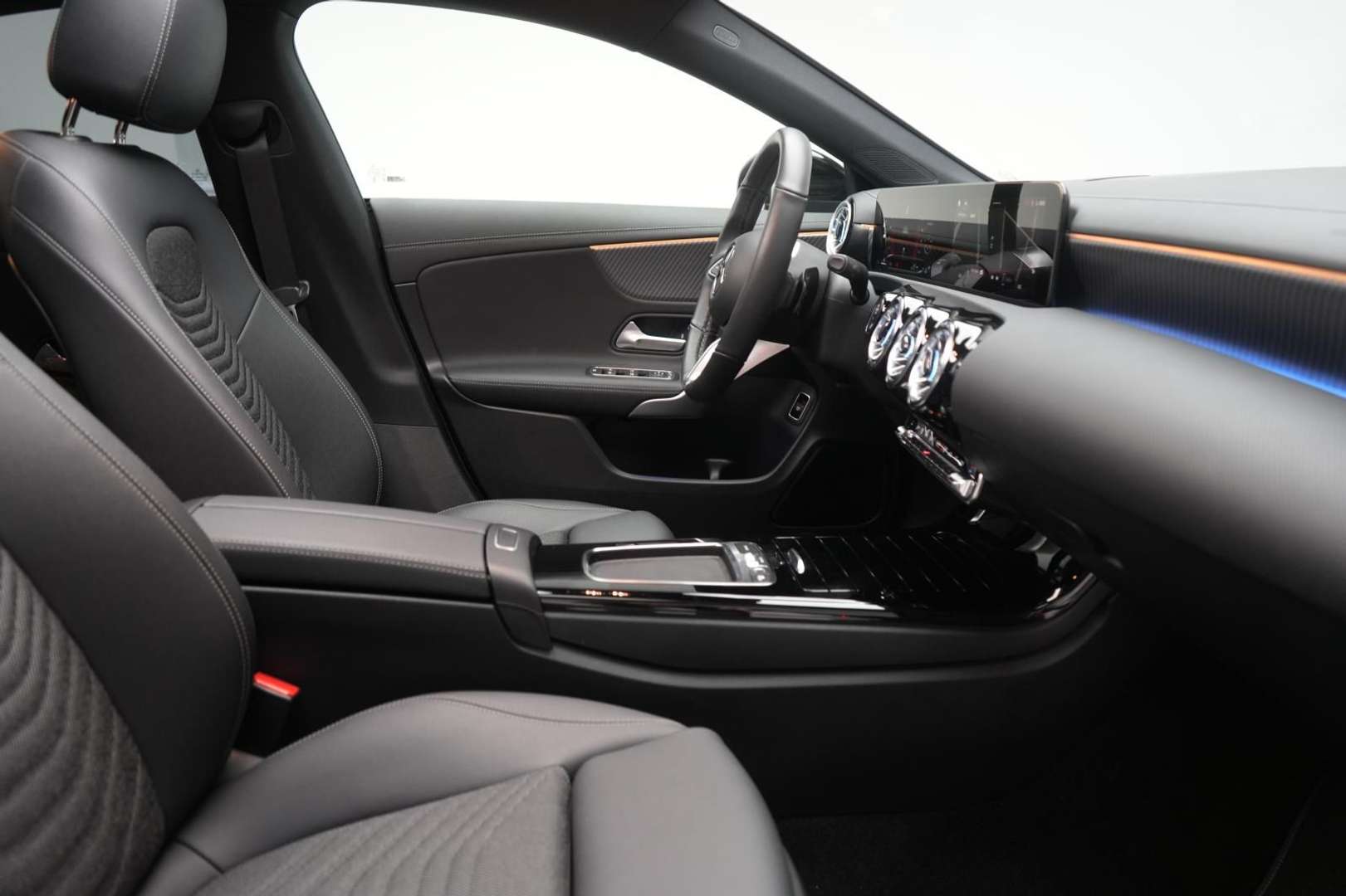 Mercedes CLA 200 Progressive Line - 2025 - Joinsteer - #6