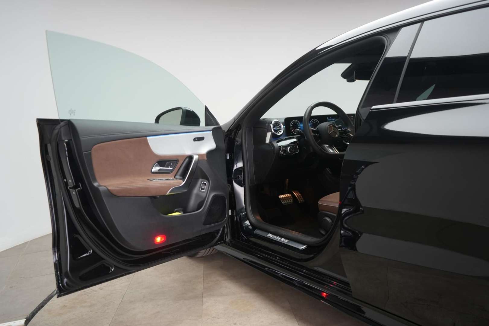 Mercedes CLA 200 AMG Line - 2025 - Joinsteer - #11