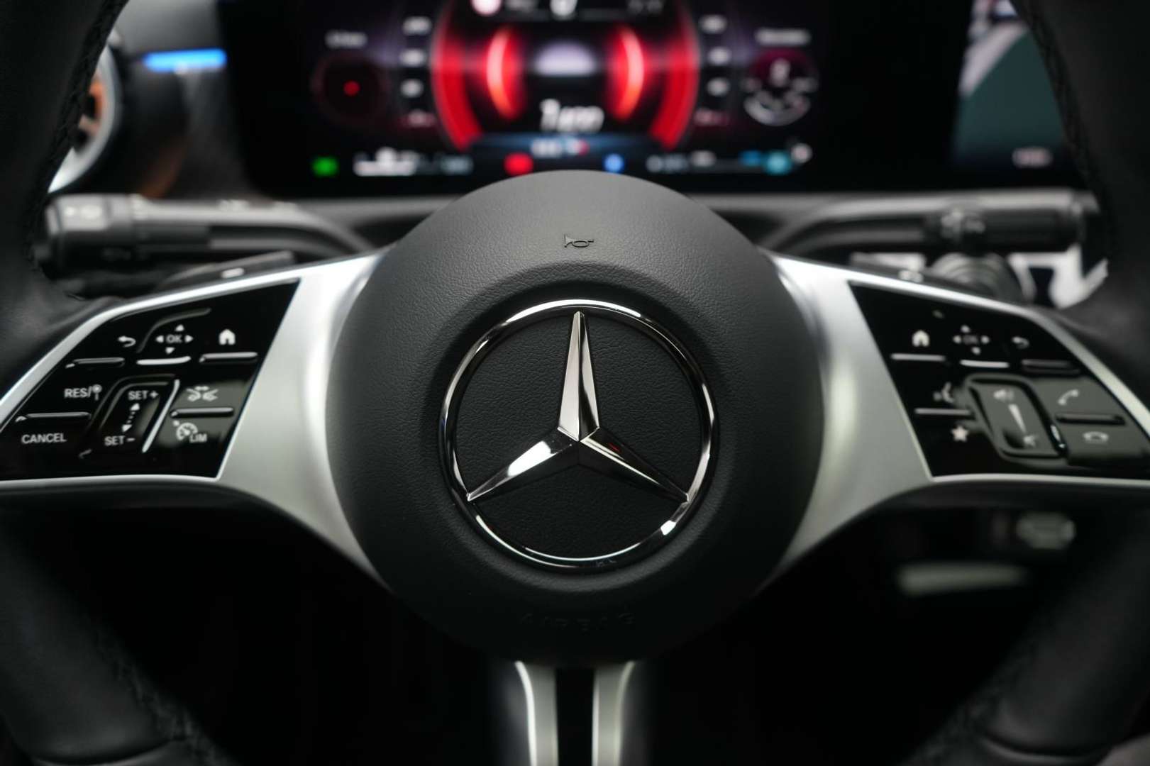 Mercedes CLA 200 Progressive Line - 2025 - Joinsteer - #21