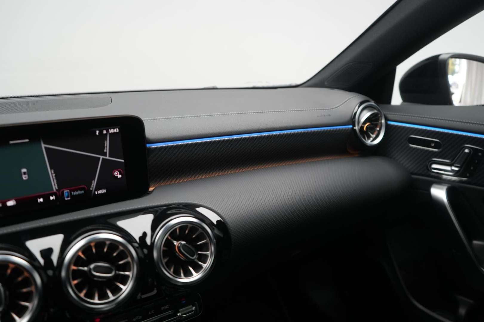 Mercedes CLA 200 Progressive Line - 2025 - Joinsteer - #26