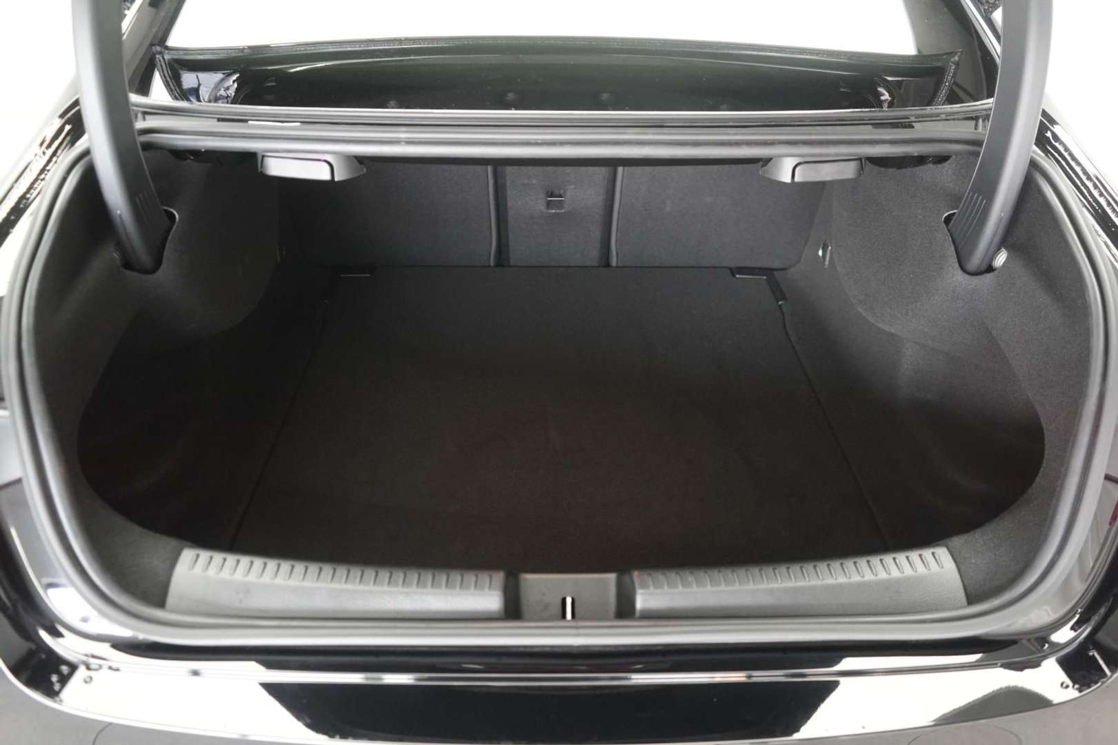 Mercedes CLA 200 Progressive Line - 2025 - Joinsteer - #33