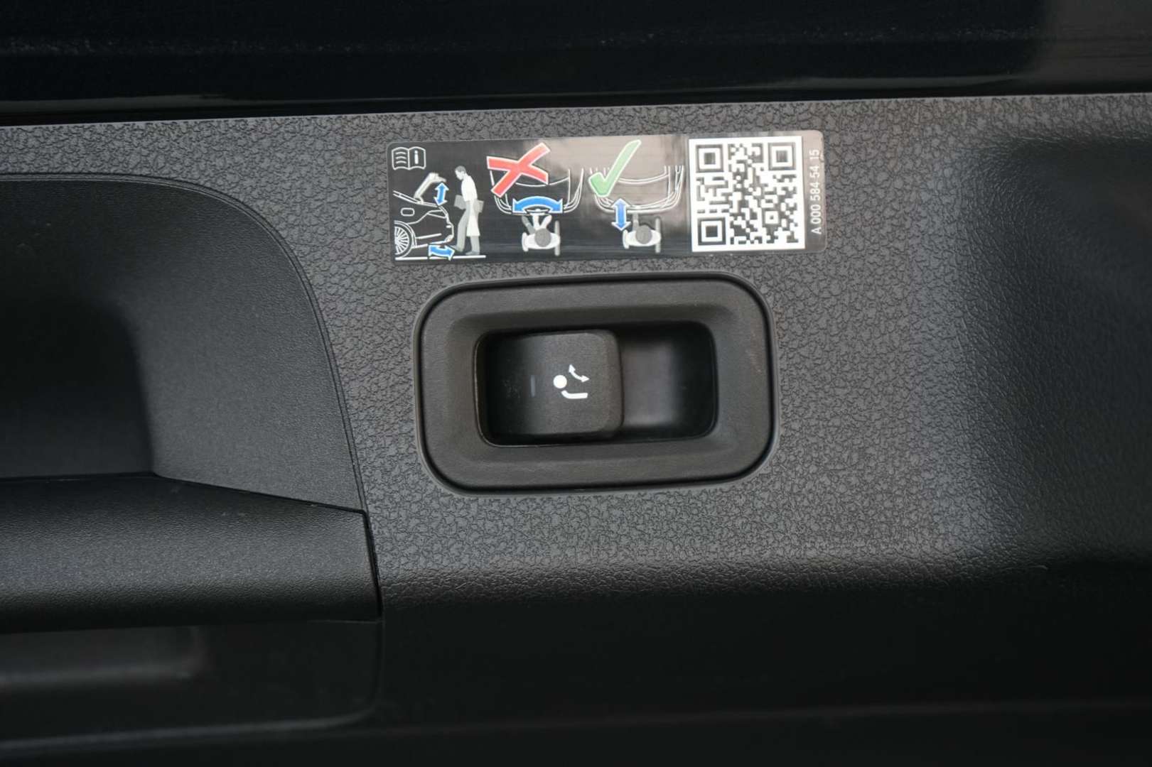 Mercedes CLA 200 AMG Line - 2025 - Joinsteer - #31