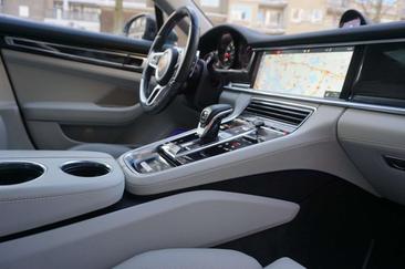 Porsche Panamera II GTS — photo 14