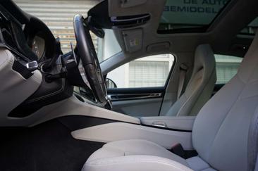 Porsche Panamera II GTS — photo 25