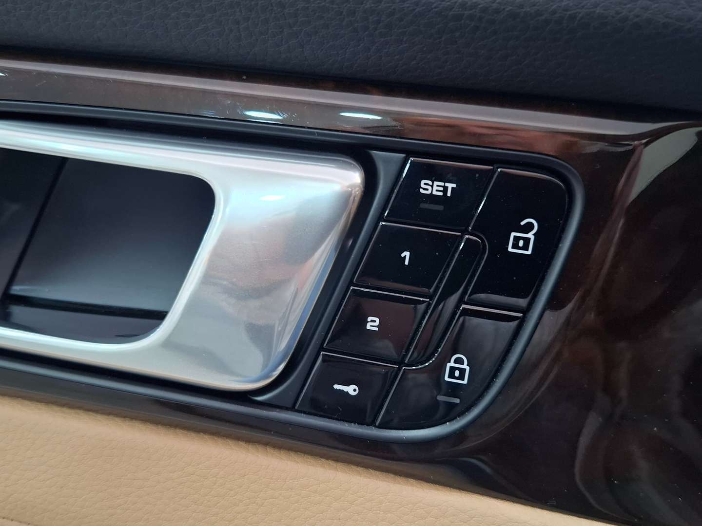 Porsche Panamera II 4 E-Hybrid - 2020 - Joinsteer - #12