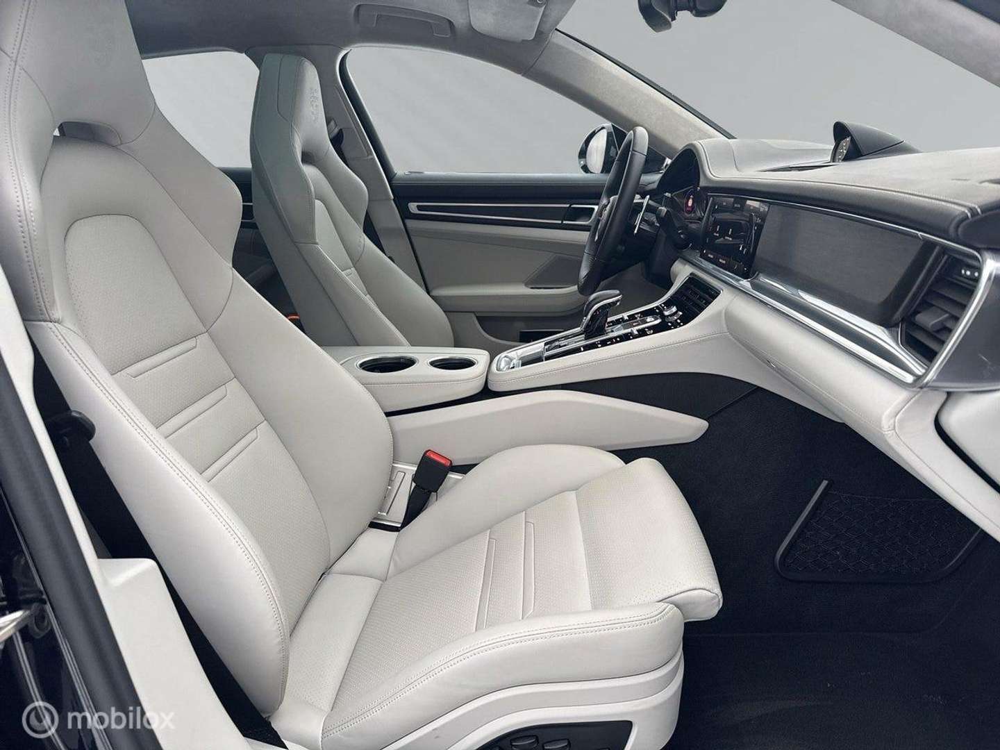 Porsche Panamera II 4 E-Hybrid - 2024 - Joinsteer - #9