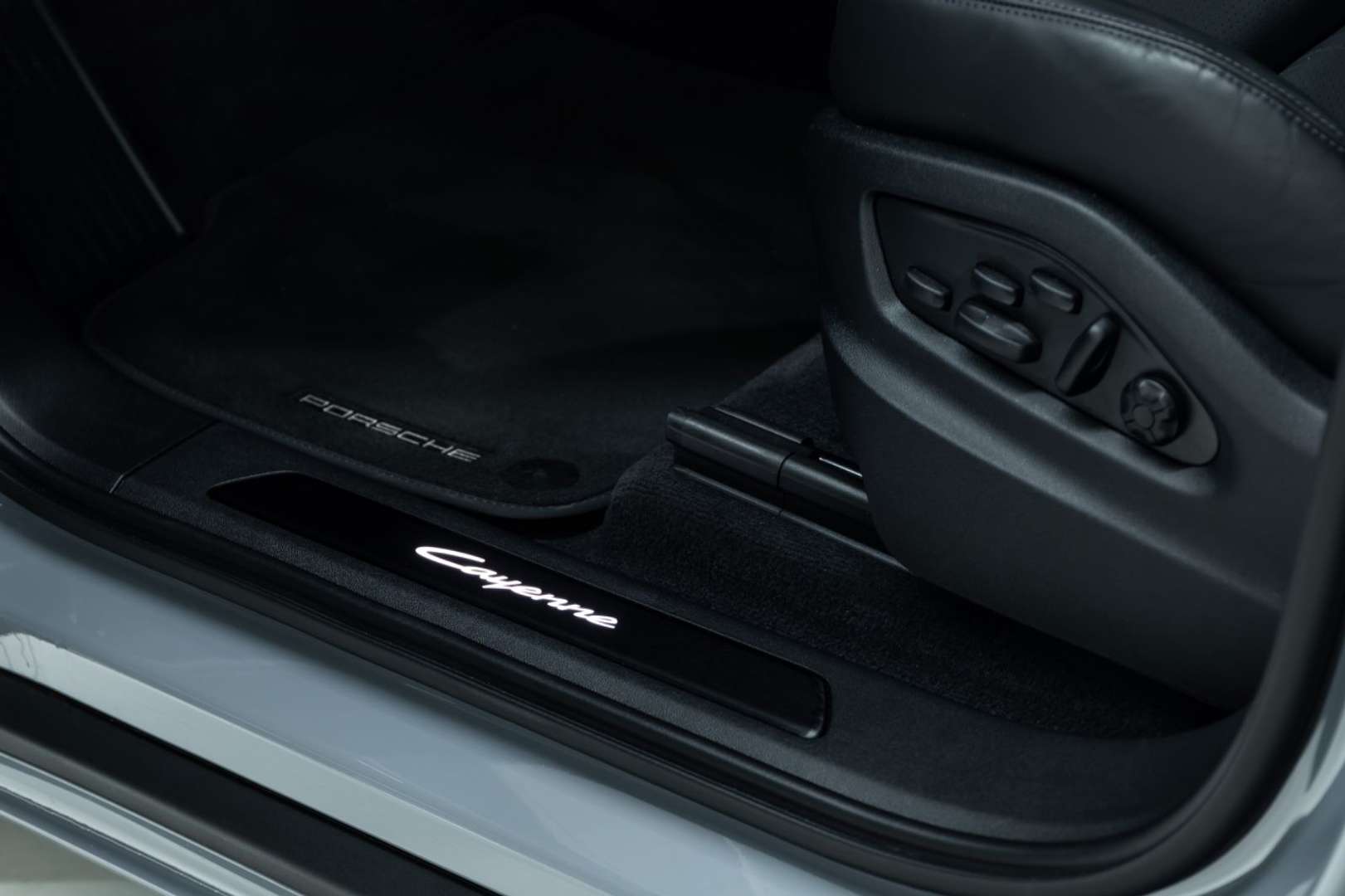 Porsche Cayenne I E-Hybrid - 2024 - Joinsteer - #21