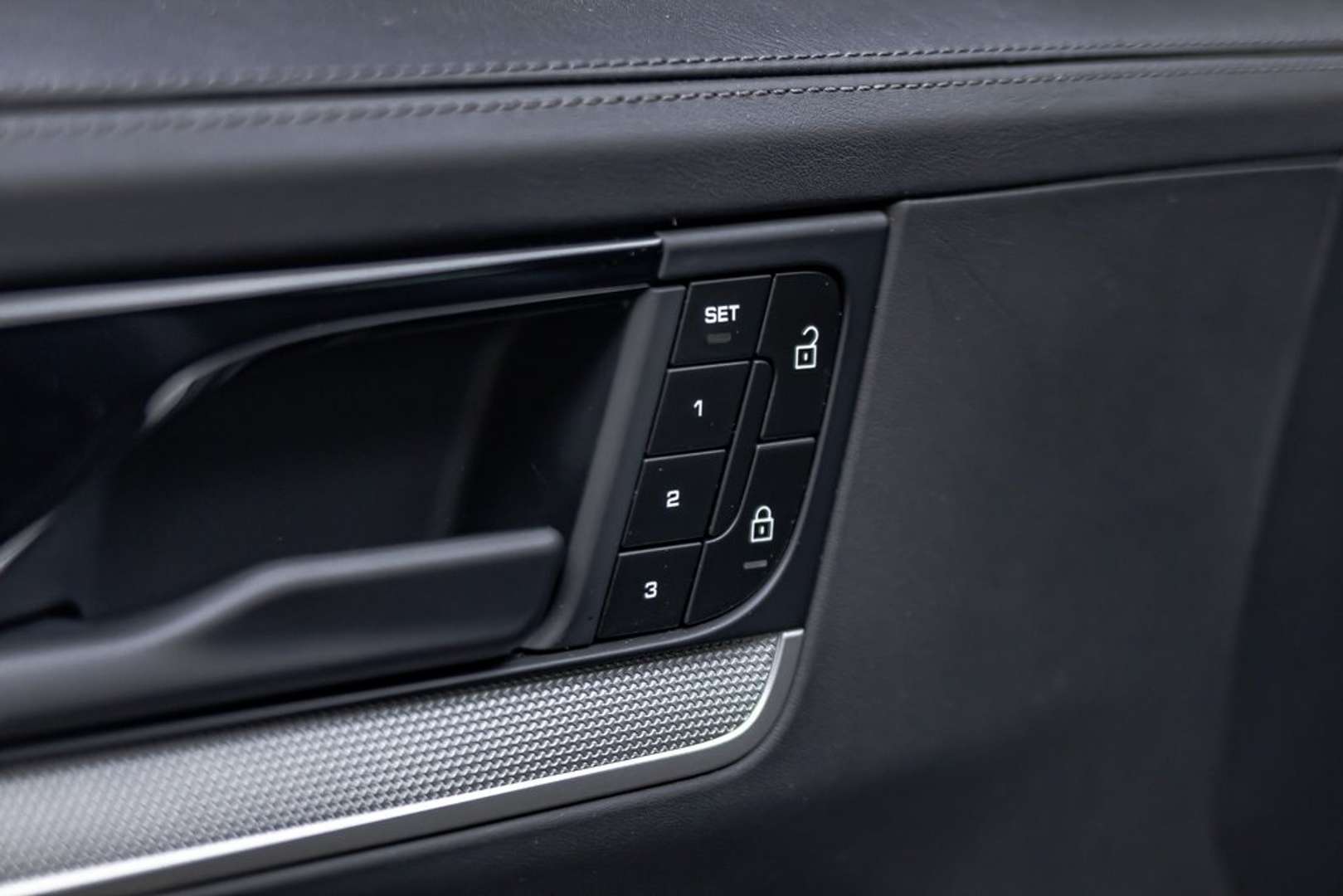 Porsche Cayenne II E-Hybrid - 2023 - Joinsteer - #18