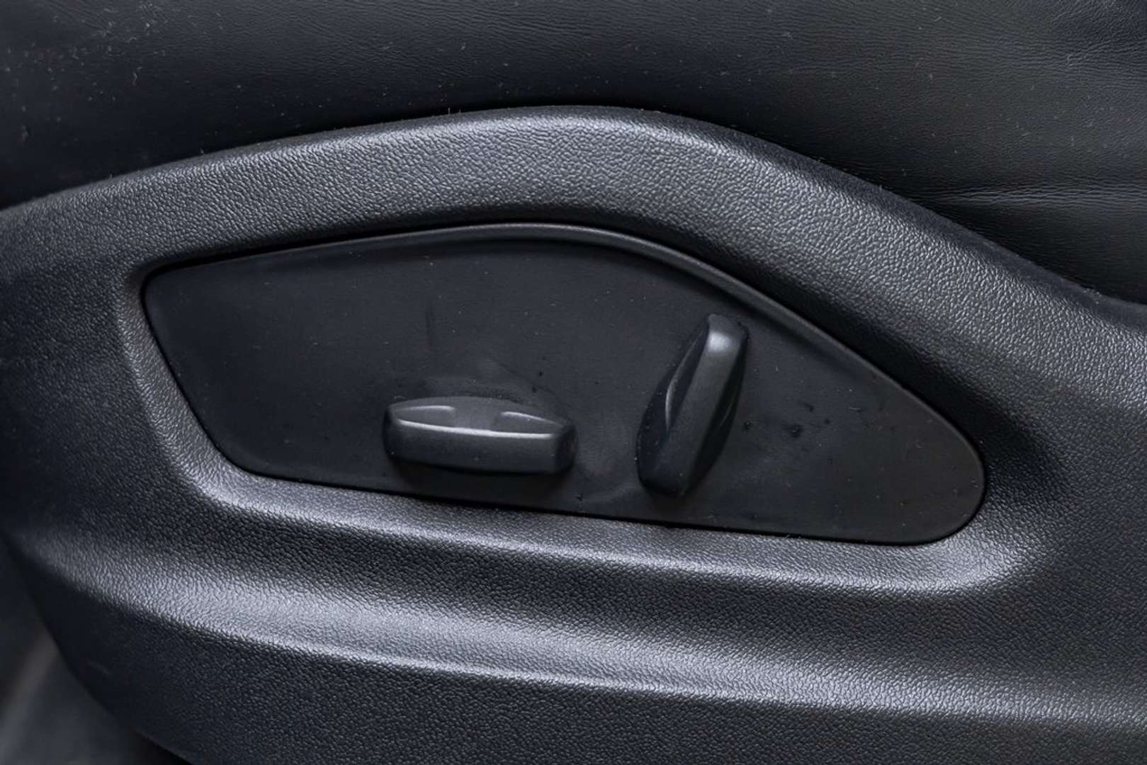 Porsche Cayenne II E-Hybrid - 2023 - Joinsteer - #22