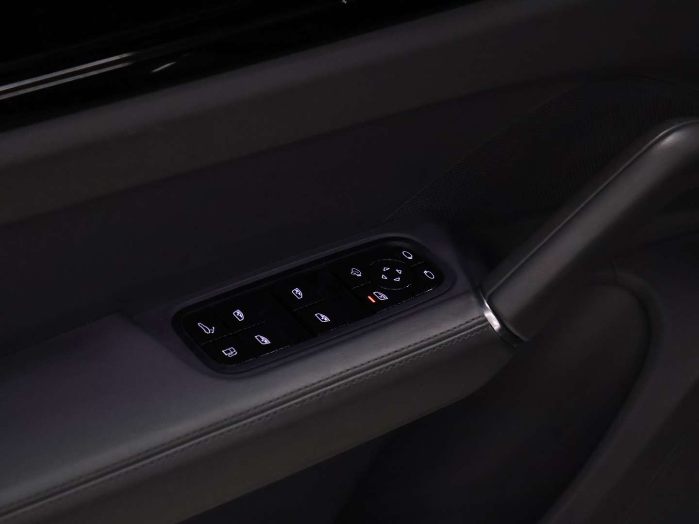 Porsche Cayenne Coupé E-Hybrid - 2020 - Joinsteer - #11