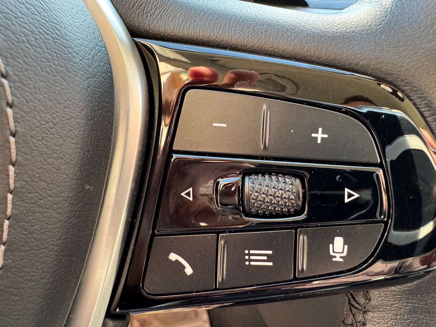 BMW Série 5 Luxury 518d - 2021 - Joinsteer - #12