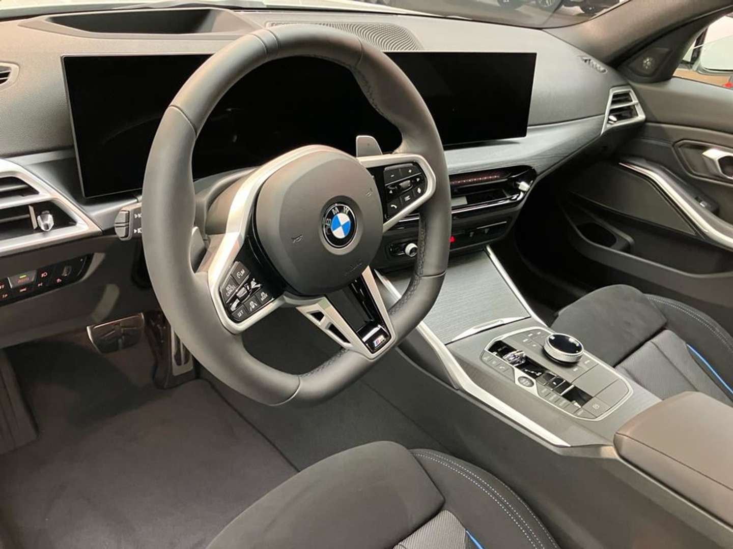 BMW 330 M Sport - 2025 - Joinsteer - #24