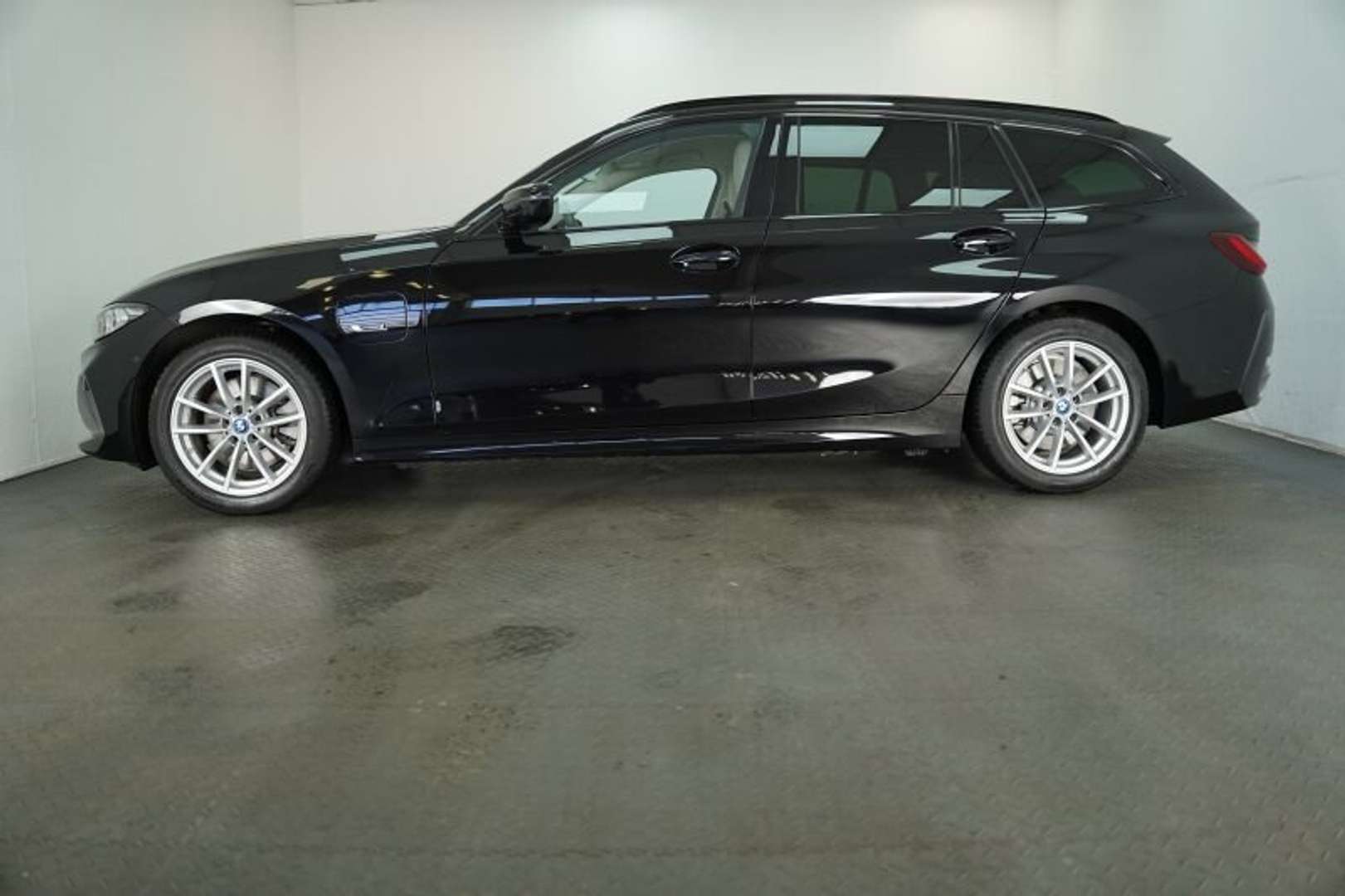 BMW Série 3 Touring Sport 320e - 2022 - Joinsteer - #2
