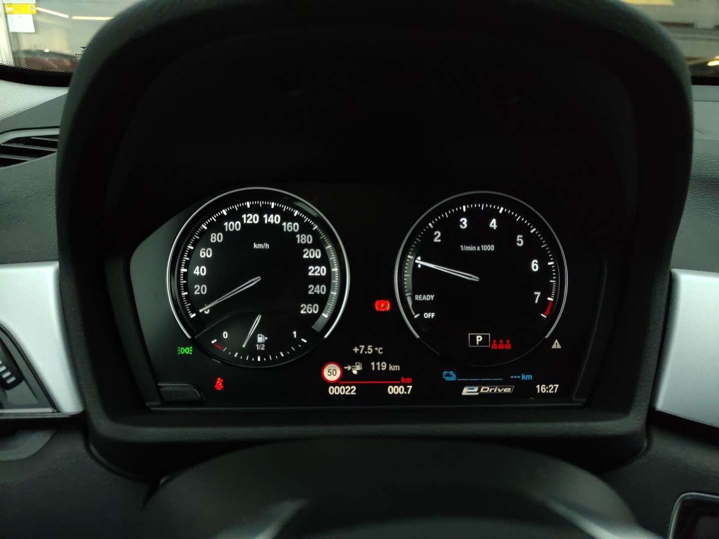 BMW X1 Business XDrive25e - 2022 - Joinsteer - #8