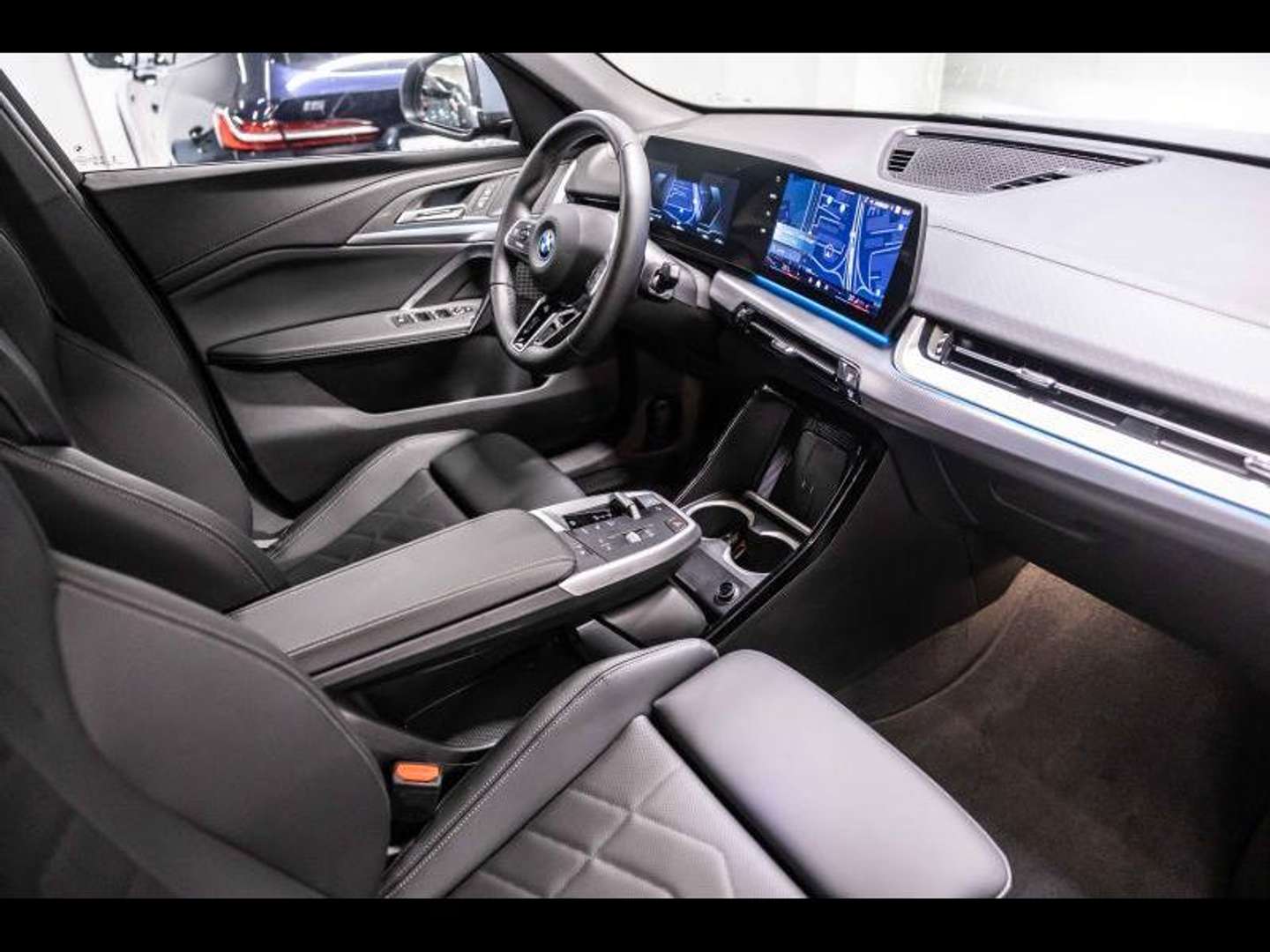 BMW IX2 M Edition EDrive20 - 2026 - Joinsteer - #9