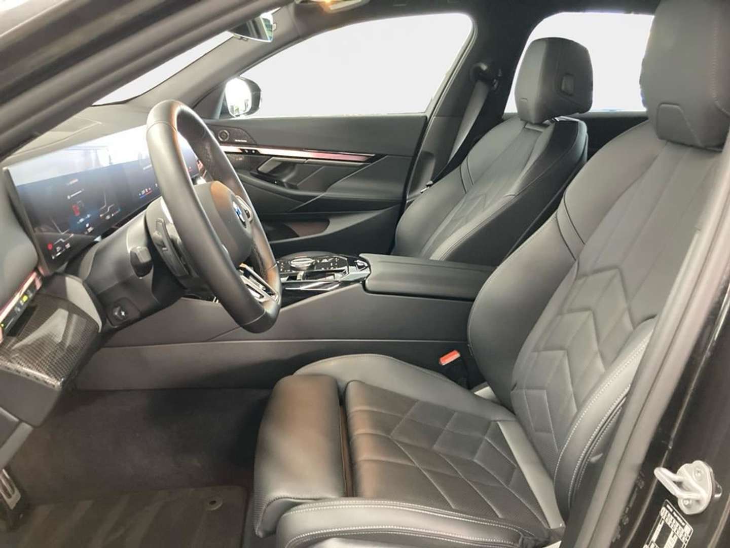 BMW Série 5 M Sport 520 - 2025 - Joinsteer - #8