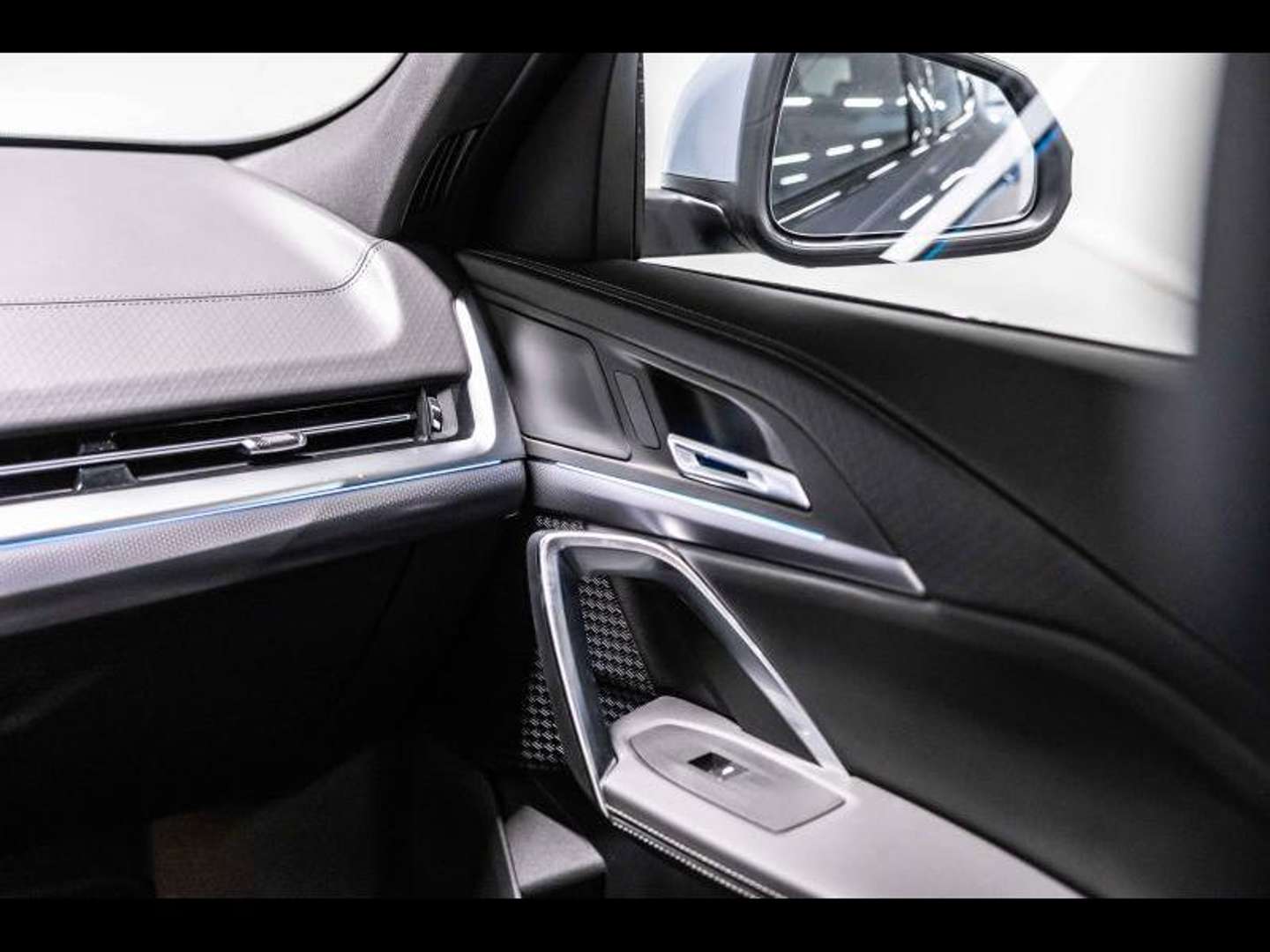 BMW IX2 M Edition EDrive20 - 2026 - Joinsteer - #26