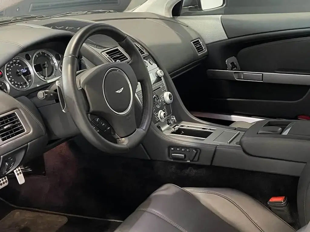Aston Martin DB9 Coupe 5.9 - 2010 - Joinsteer - #3