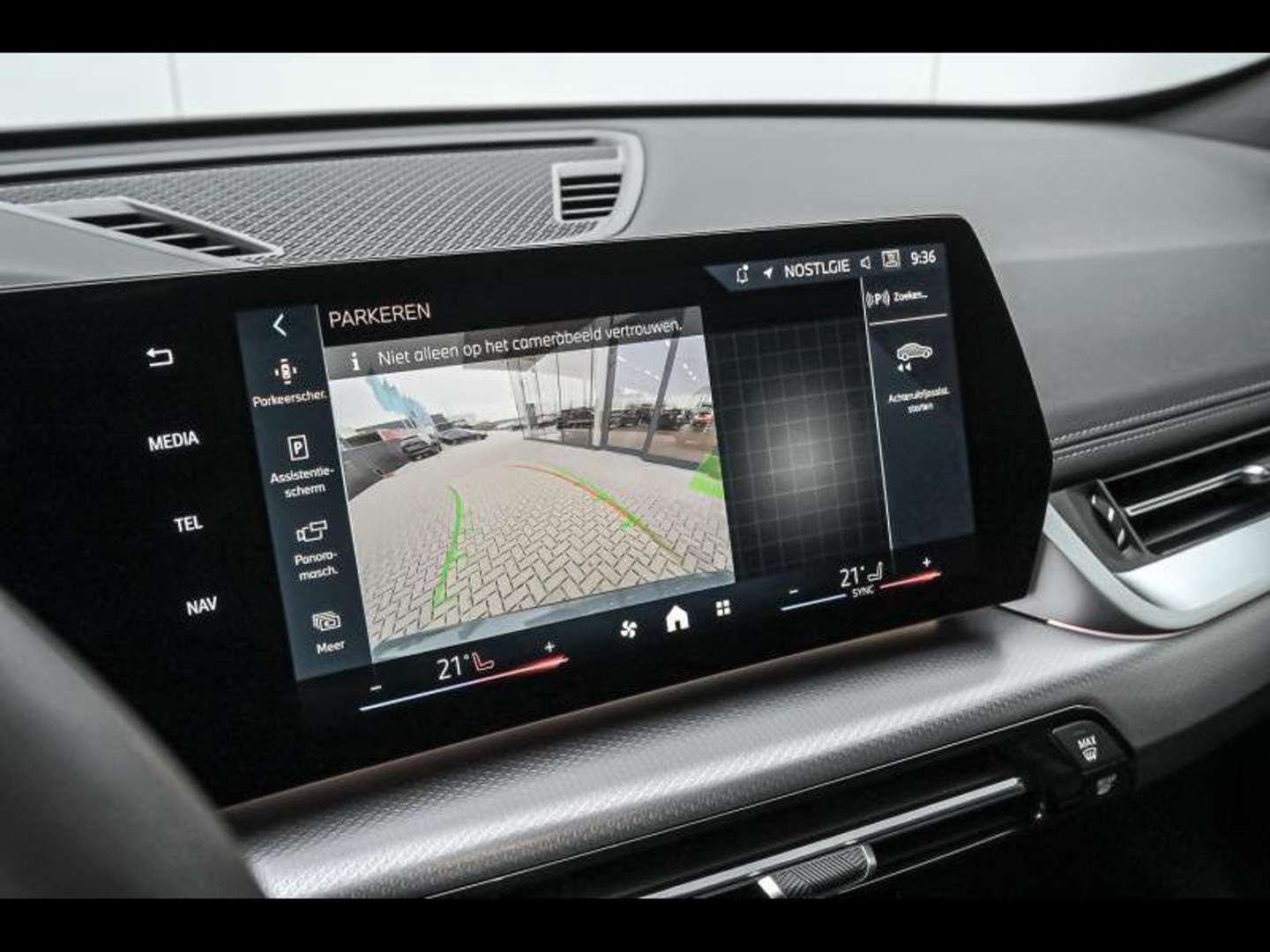 BMW IX1 EDrive20 - 2025 - Joinsteer - #15