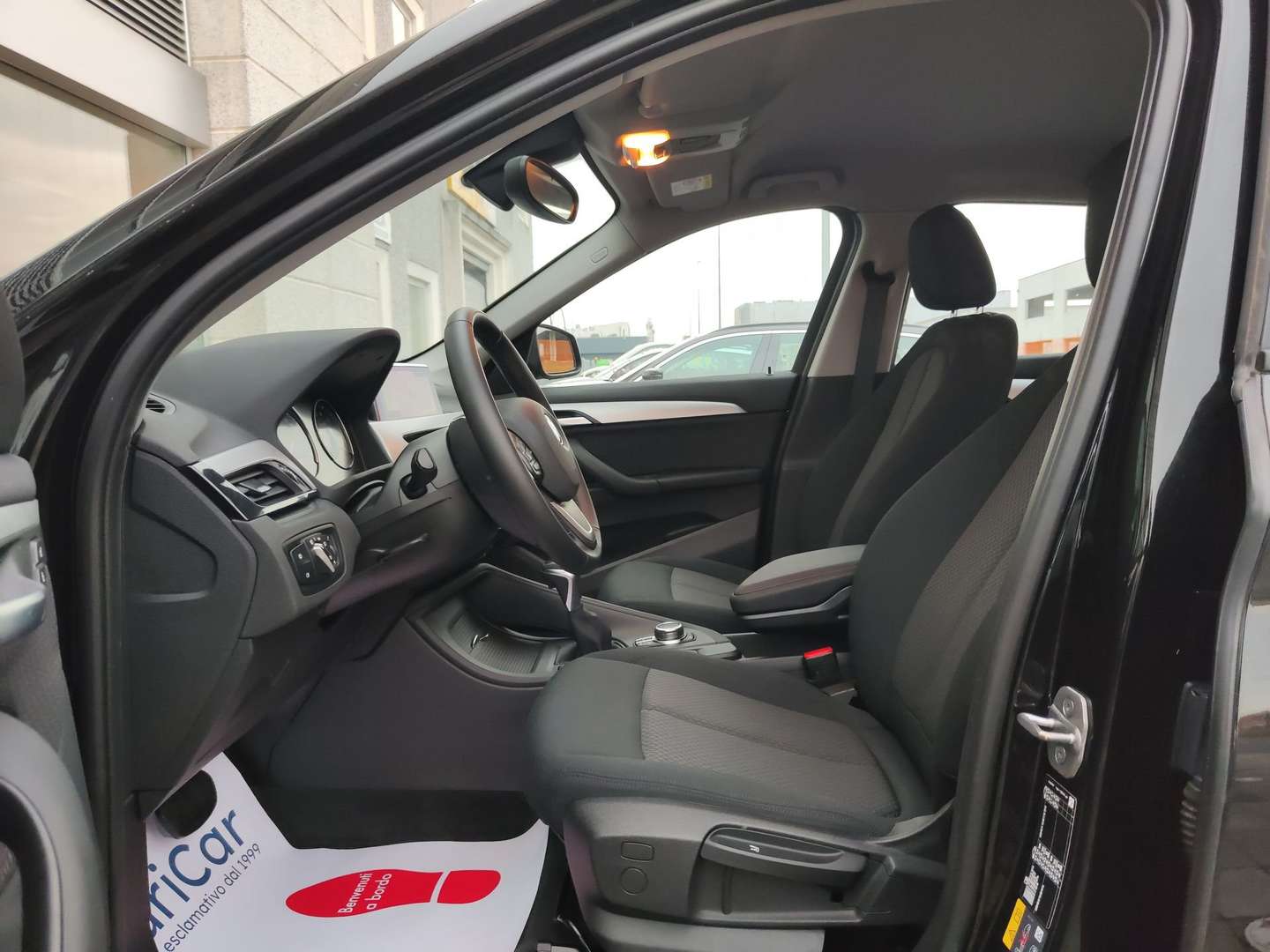 BMW X1 Business XDrive25e - 2022 - Joinsteer - #20