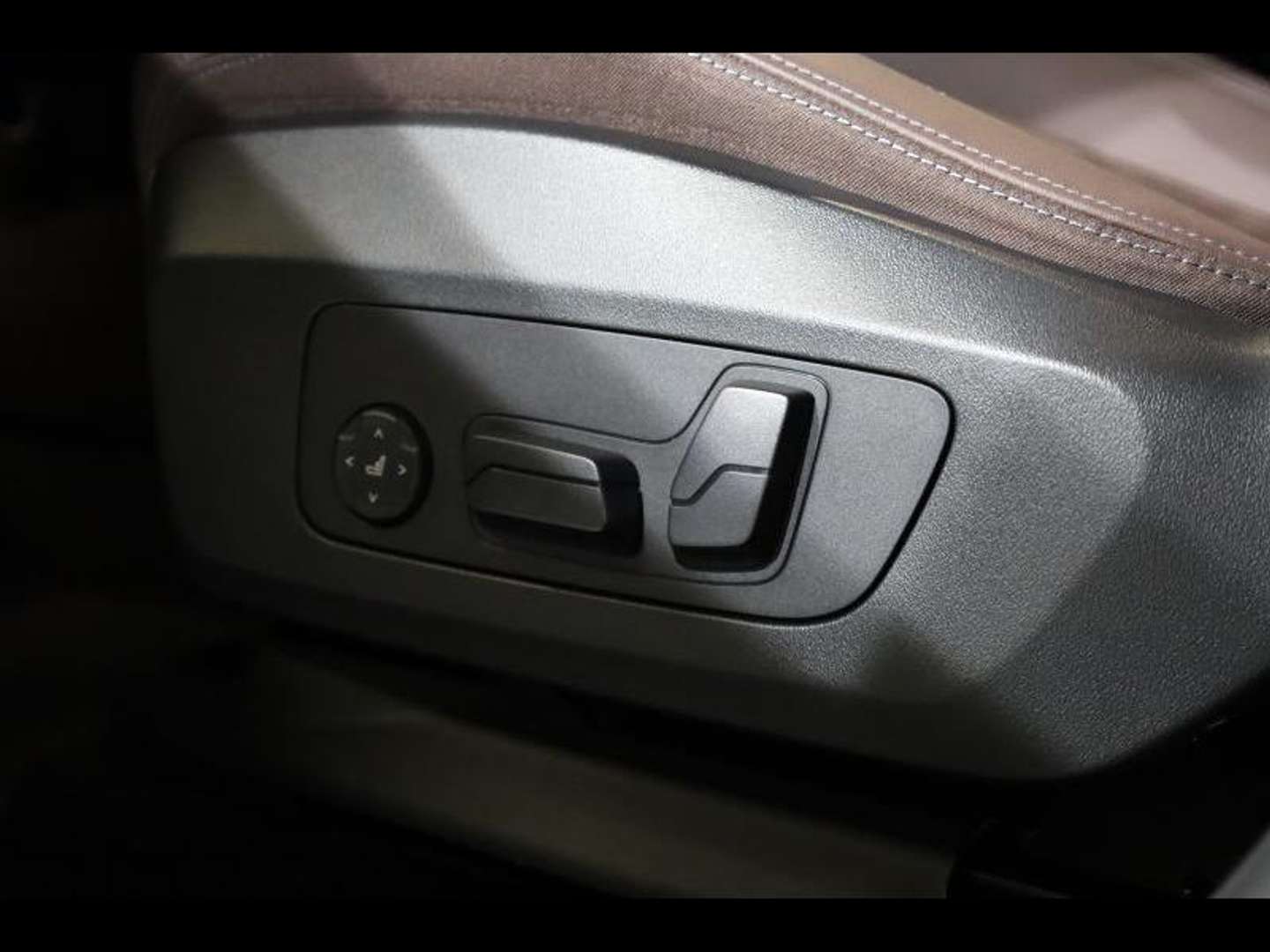 BMW X1 XLine SDrive18i - 2023 - Joinsteer - #16